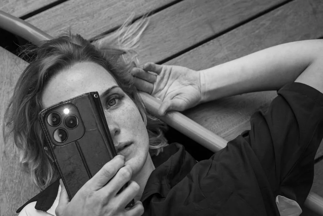 woman phone torch eye