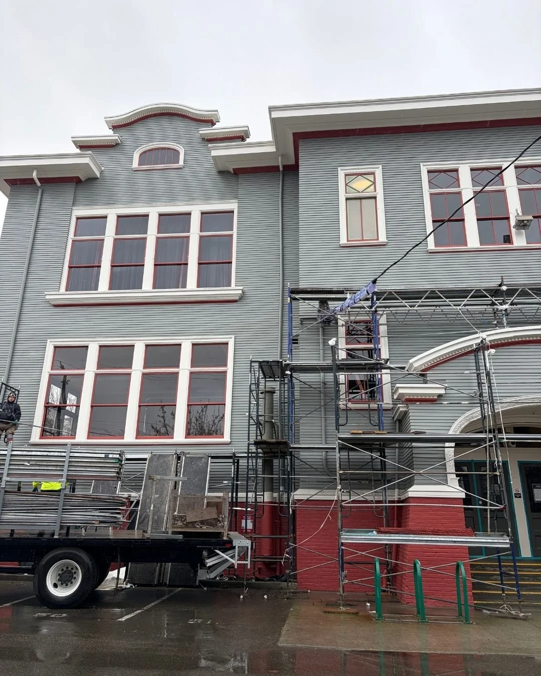 🎉 Exciting update! Our exterior project is wrapping up on the north and east sides of our building, with the scaffolding coming down. Swipe to see the progress➡️

Speaking of wrapping up: UHeights will be closed for the holidays Dec 24-26 &amp; Dec 