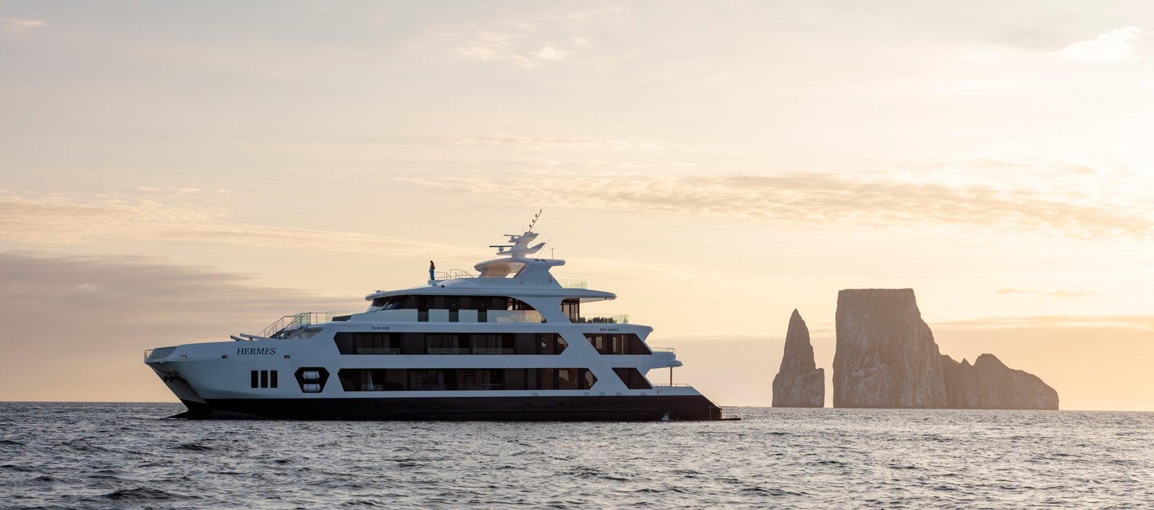 Hermes Mega Catamaran