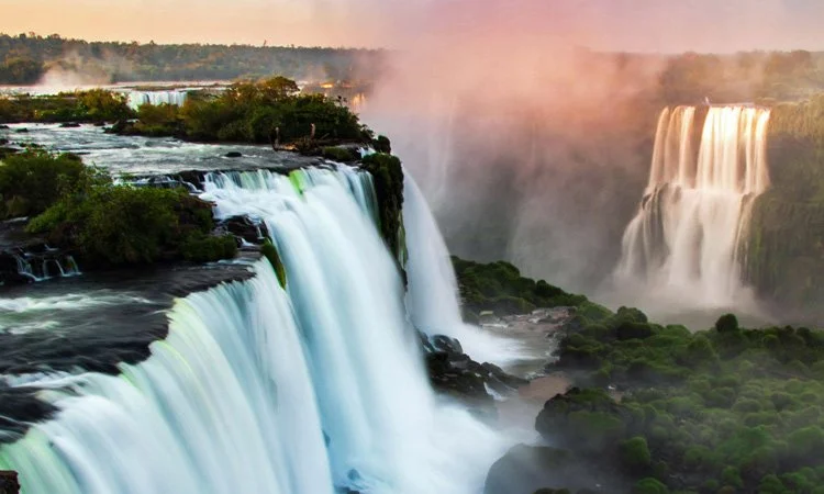 Argentina Uncorked: From Tango to Malbecs & Waterfalls / 9 Days