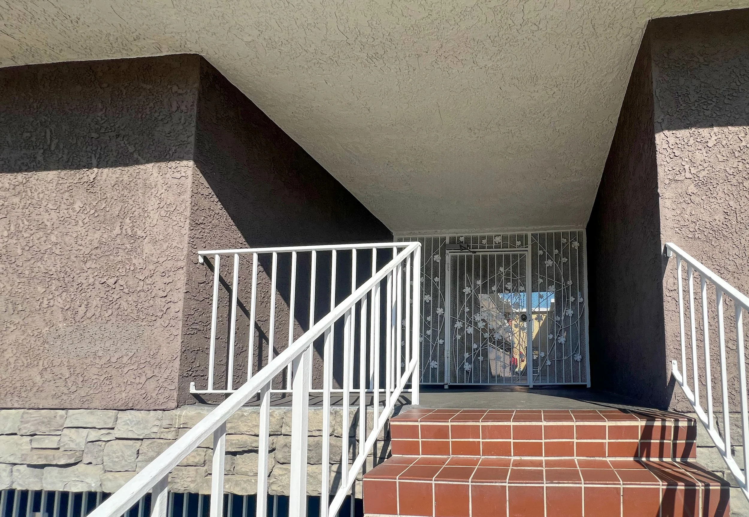 A photo of the gated entrance at Valley Glen. 