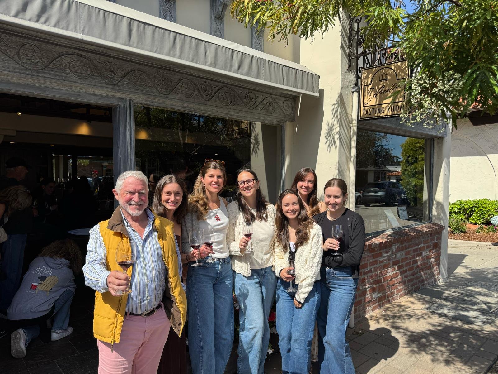 What to Expect on a Carmel Wine Tasting and Walking Tour