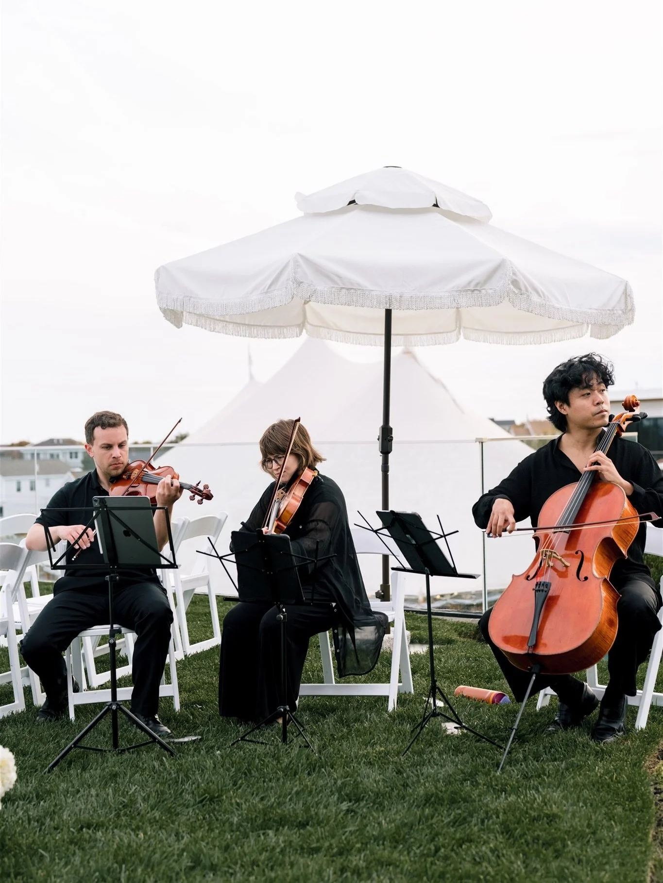 @viewpointyorkmaine magic 

#mainewedding #stringtrio