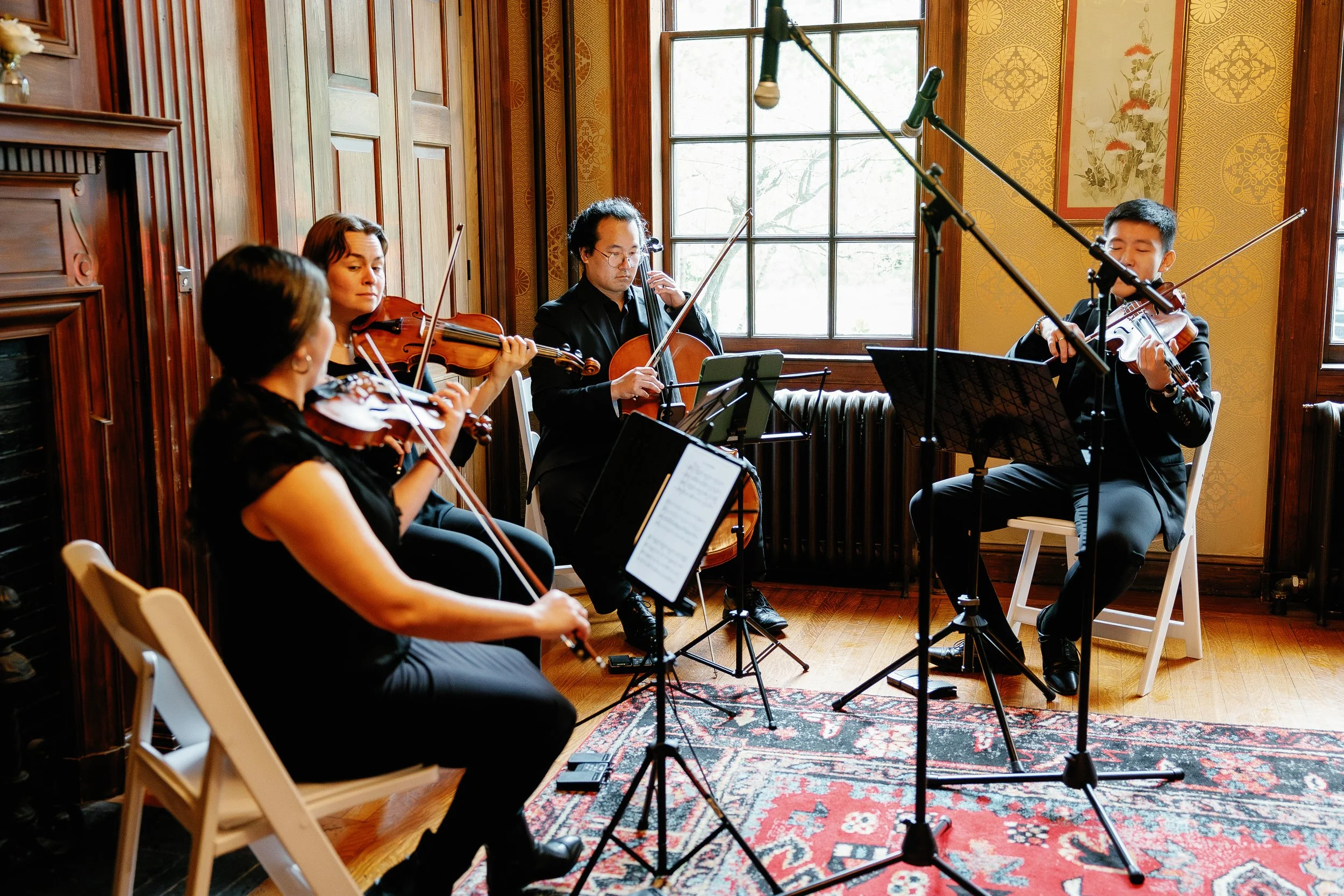 Choosing Live Wedding Music: Quartet, Trio, or Soloist for Your Philadelphia Wedding