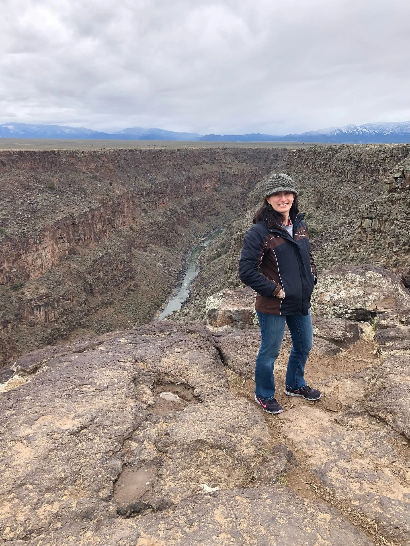 ✨ Meet Your Luxury Travel Insider 🌍   
   
Hi there! I’m Gunes, and I’m so excited to be your go-to travel advisor for all things luxury, curated, and unforgettable. From hopping on my very first