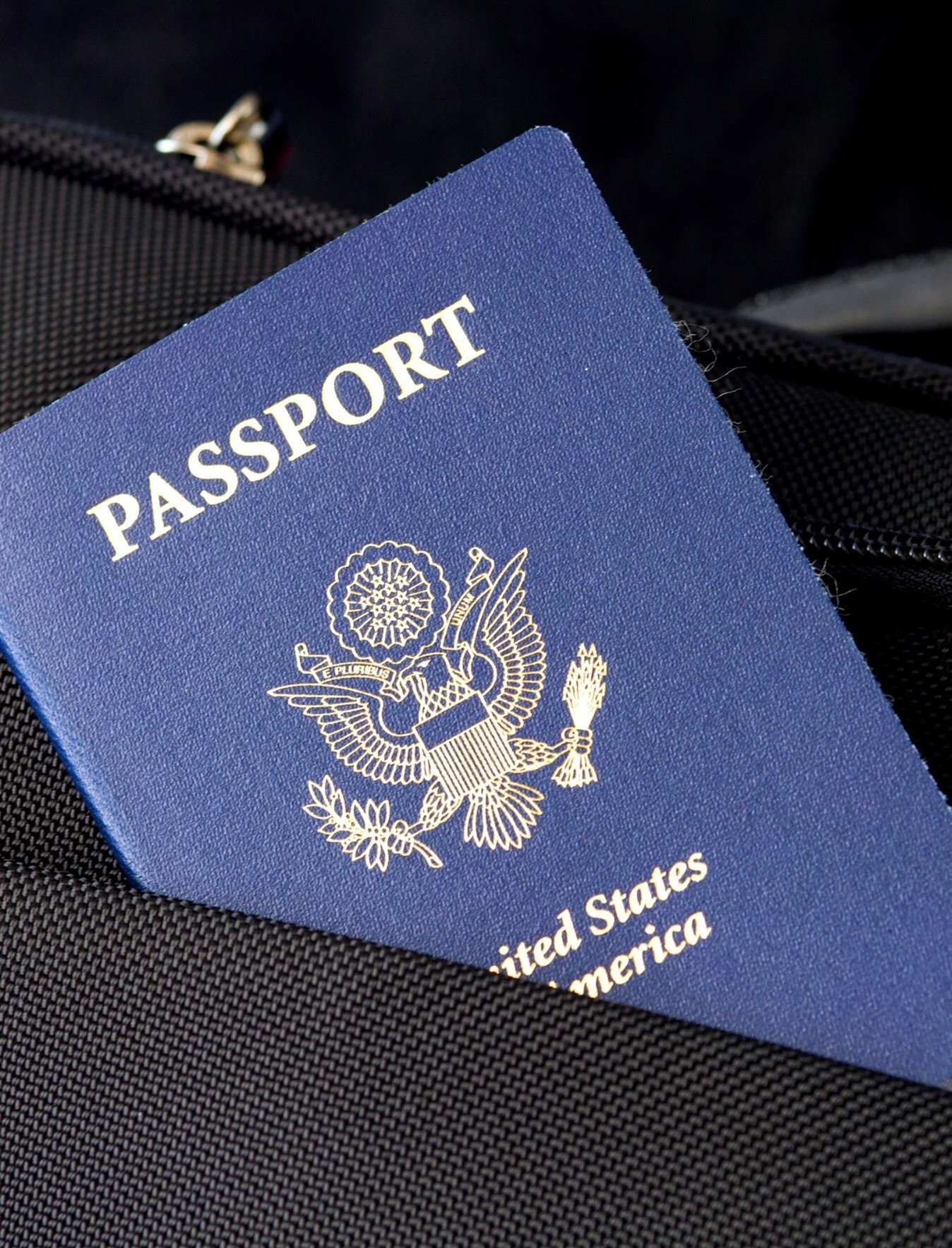 Do you exclusively trust AI with your travel plans? 🤔 While AI is great for generating ideas and inspiration, relying on it for actual travel planning is risky. Chatbots pull from massive amounts of data, much of which may not be current or accurate