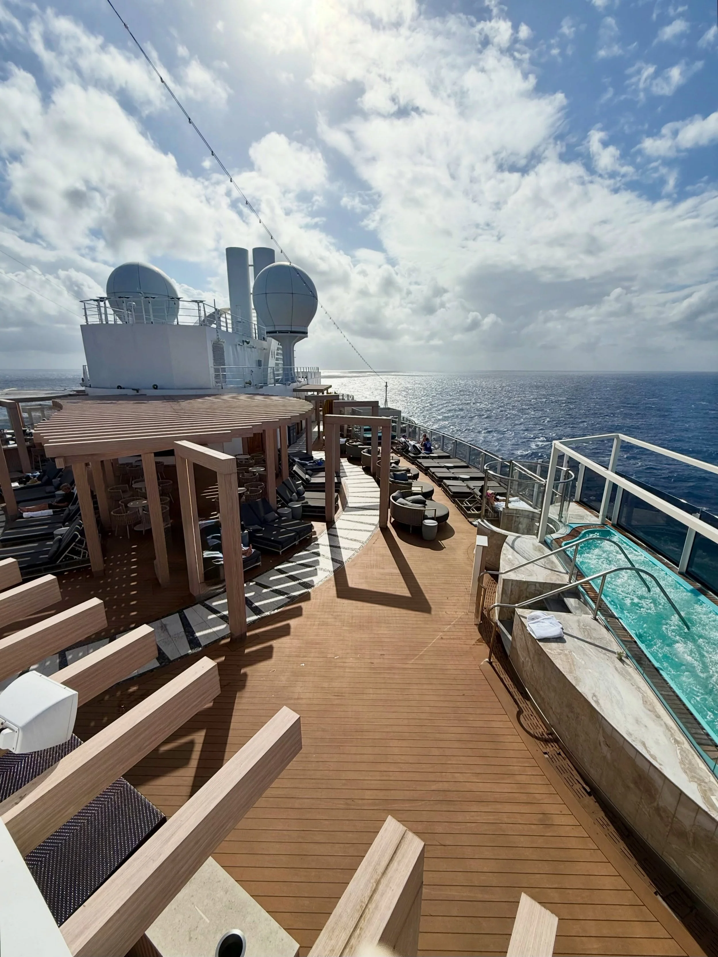 Booking a cruise might look as easy as clicking a button online, but there&rsquo;s an art to making it the smooth, stress-free vacation it should be. Before your first sailing, here are a few things you should know:&thinsp;
 &thinsp;
🚢 Itineraries c