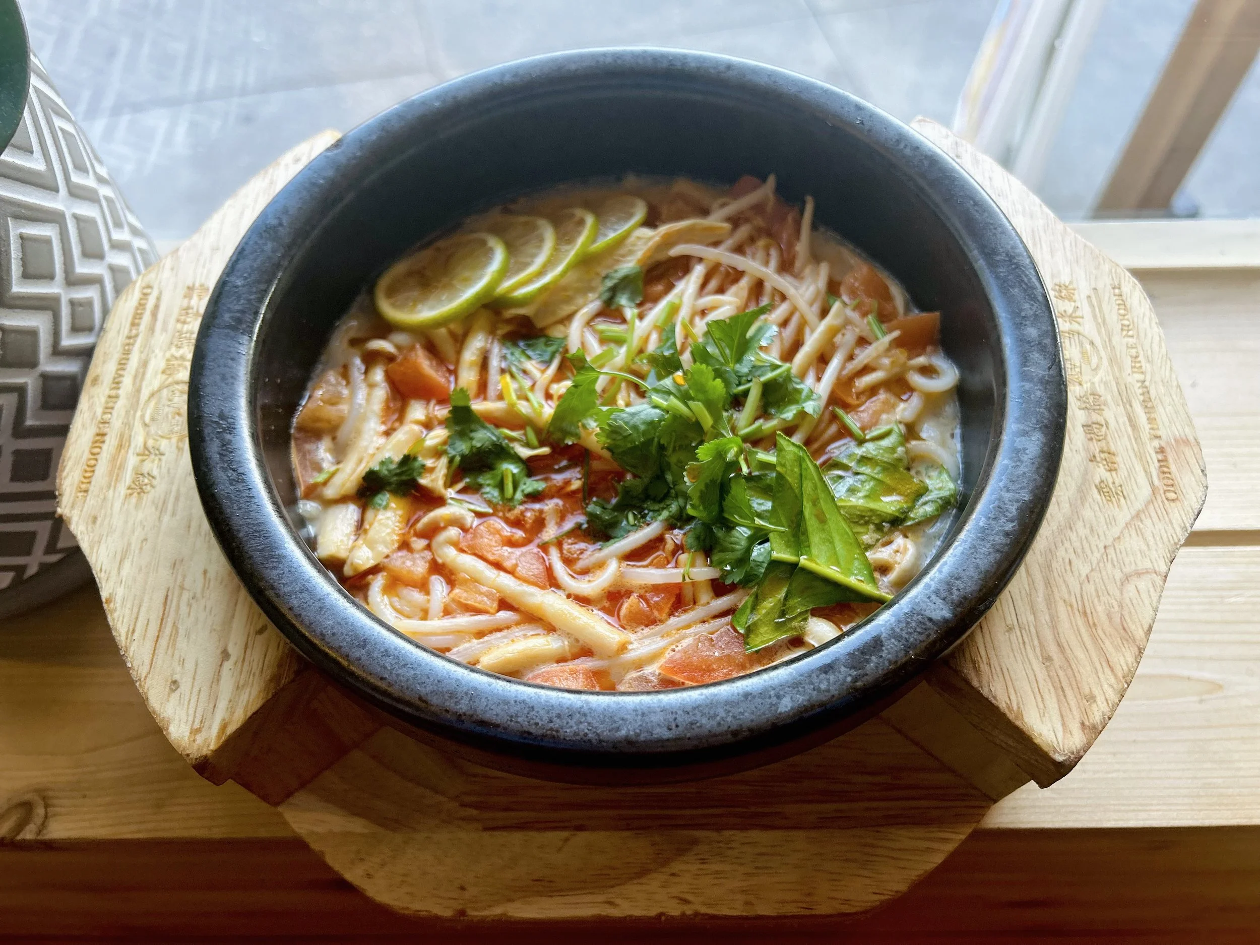 V3 Tom Yum Goong Rice Noodles (冬荫功米線)