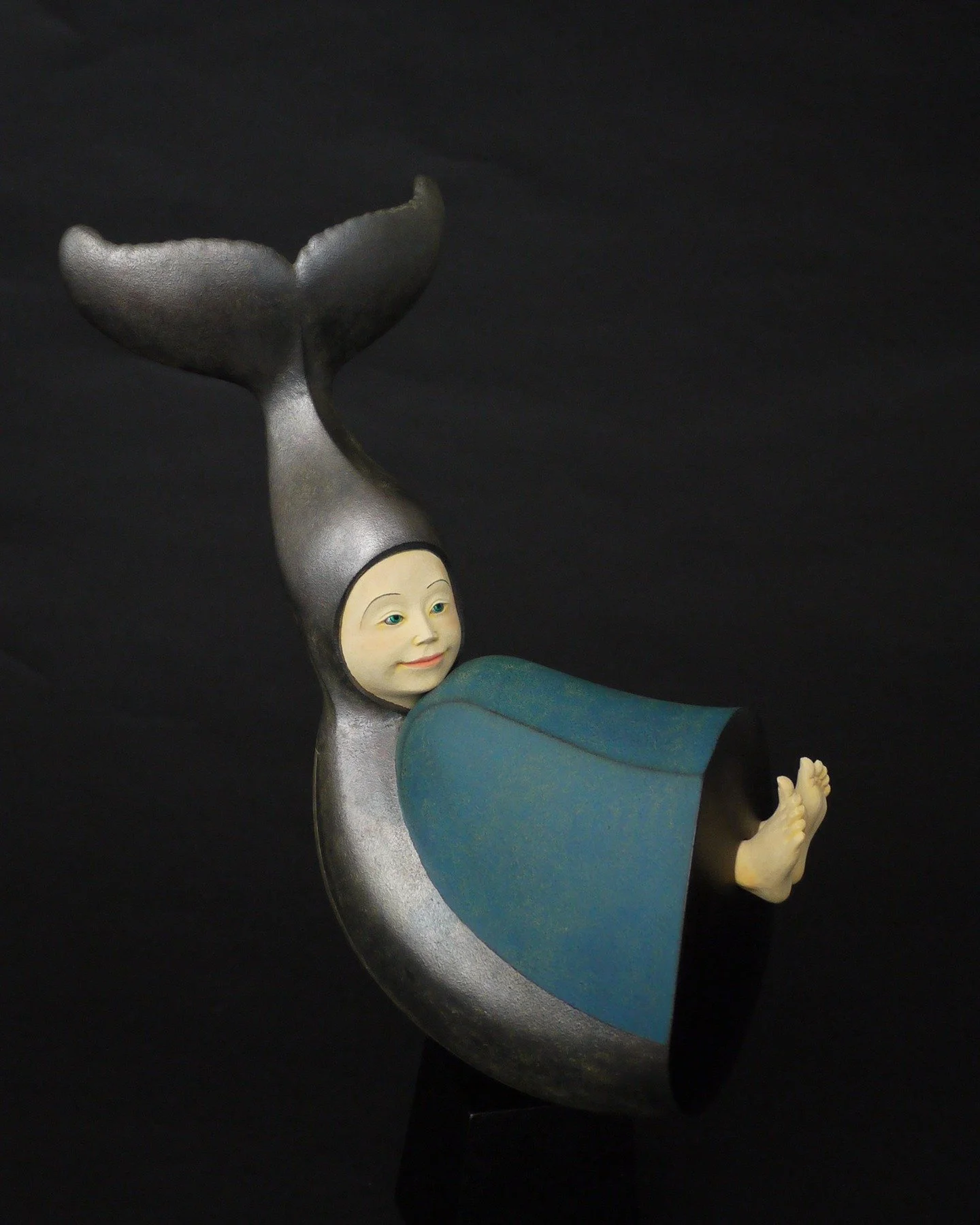 Handcrafted Japanese sculpture artist Akihiro Fujimoto to @affordableartfairuk at Booth B-09, from March 12-16. #londonartfair #studioidsg #singaporeartgallery #affordableartfairuk