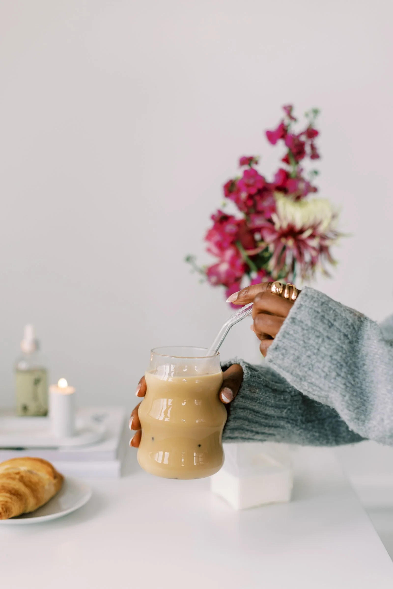 six ways to romanticize your weekday mornings