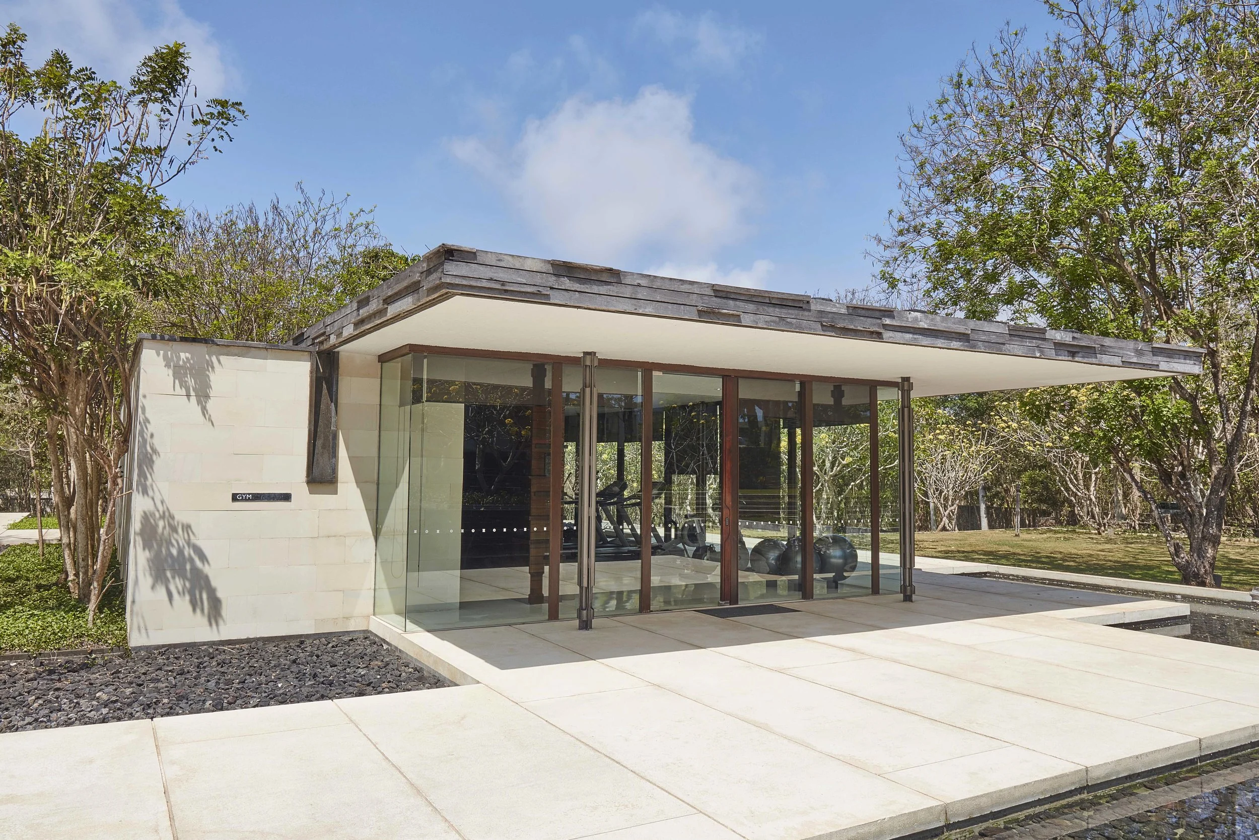 2Q0A6757 PICTIME NEW WEBSITE JULY.jpg