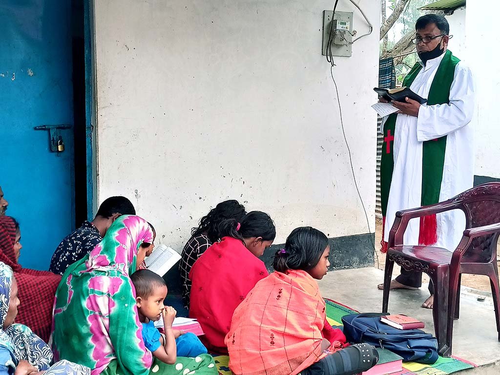 Bangladesh- preaching.jpg