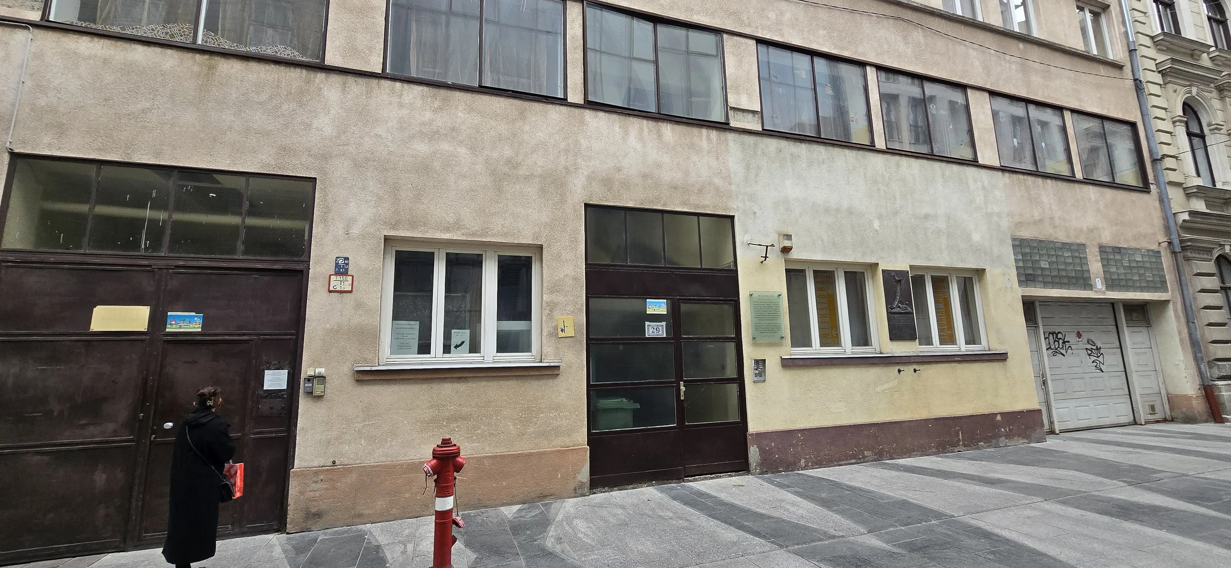 The Glass House - Carl Lutz, the Swiss Vice-Consul in Budapest used this opportunity to set up a safe-house in this building.
Following the takeover of power by the Hungarian Arrow Cross Party in mid-October 1944, the Glass House became a centre for 