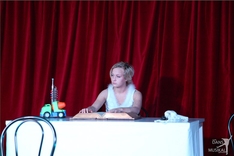 "Bellman – Himmel eller helvete?" a play by Lennart Lidström. Elisabeth Ekberg - Gud