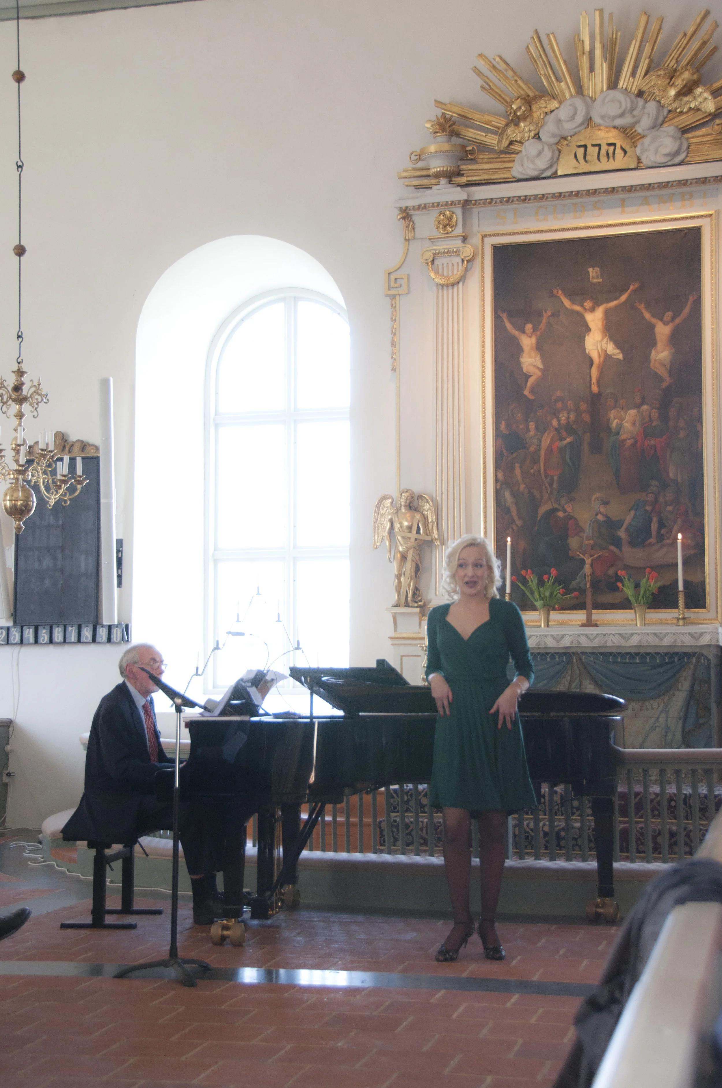 Birgit Nilsson Masterclass Concert Västra Karups Church, Sweden
Anders Wadenberg, pianist
Elisabeth Ekberg, soprano