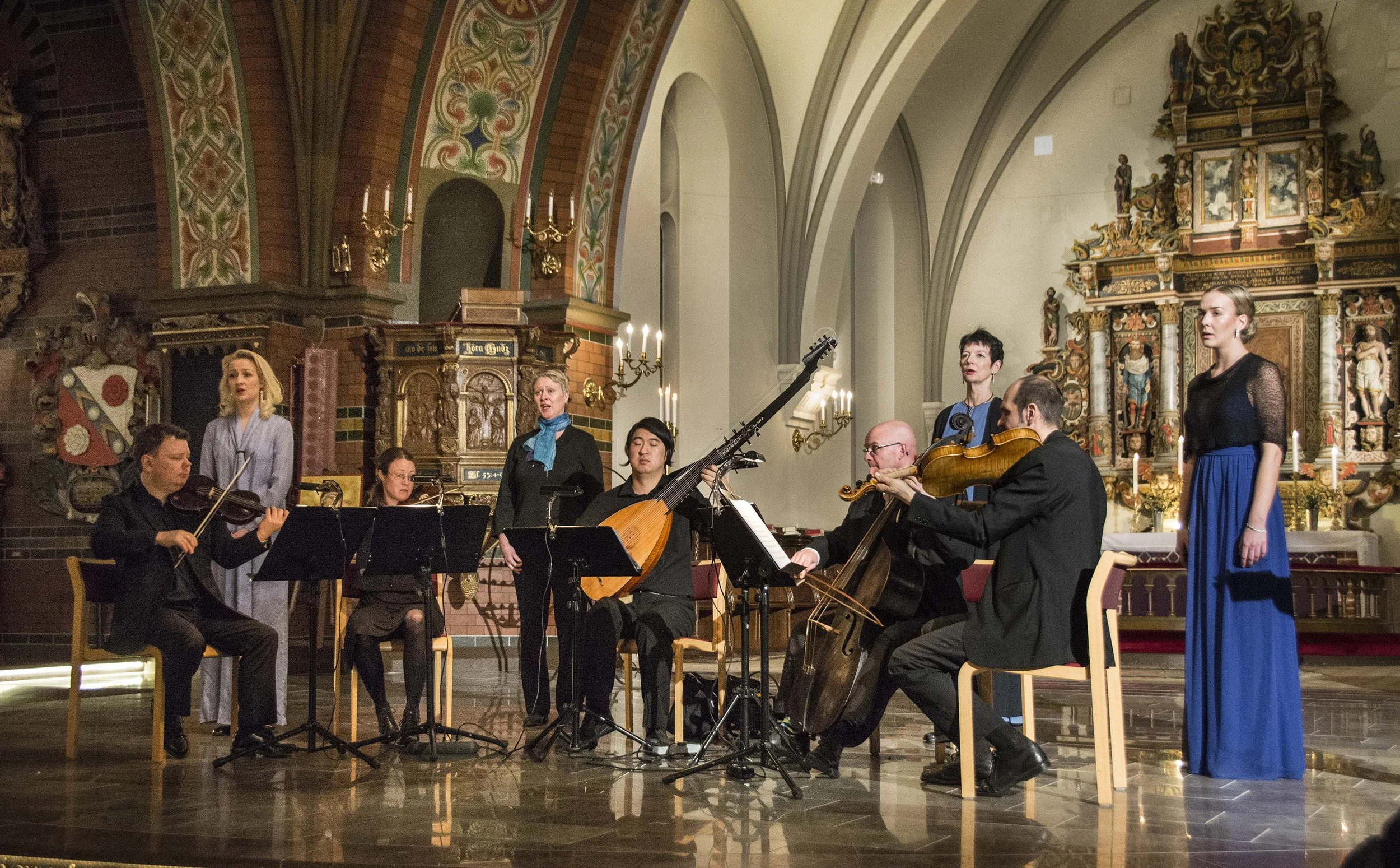 Stabat Mater, Pergolesi
Elisabeth Ekberg sop, Ethel Schelin mezzo, Britt-Louise Håkansson sop, Ida Ränzlöv mezz.
Fredrik From & Julia Dagerfelt violin, Rastko Roknic viola, Jesper Hamilton cello, Dothyo Sol luta/teorb