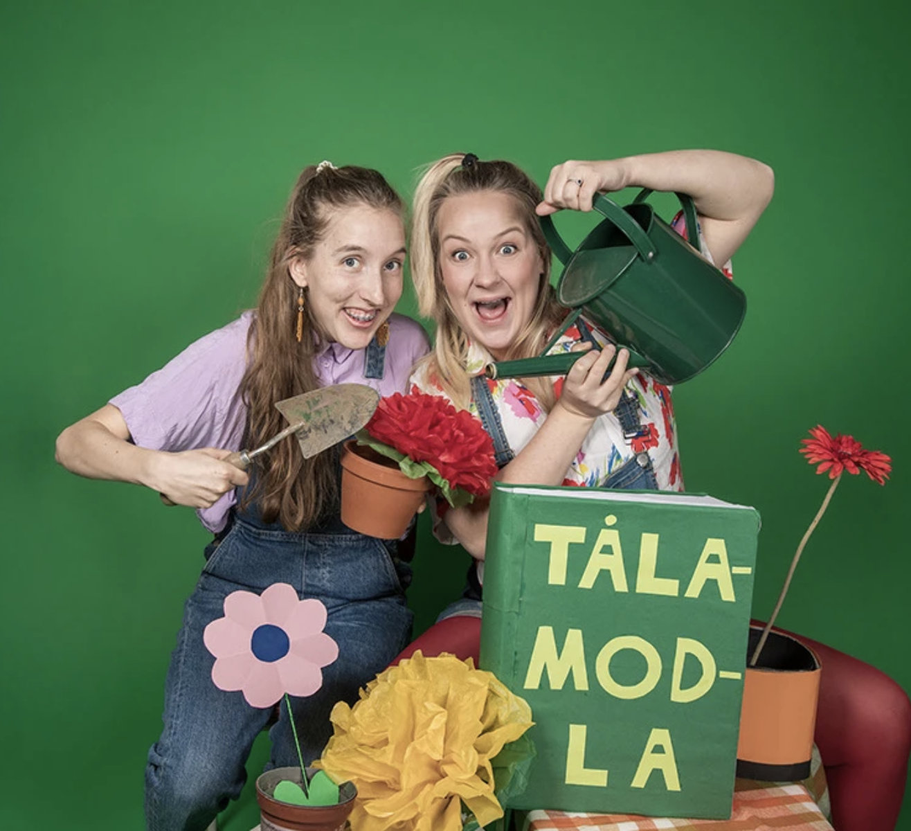 Tålamodla: Moa Nissfolk & Elisabeth Ekberg. Fotograf: Aija Svensson