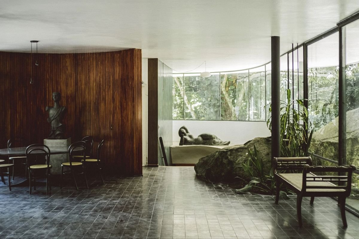 Behind Closed Doors: Casa de Canoas