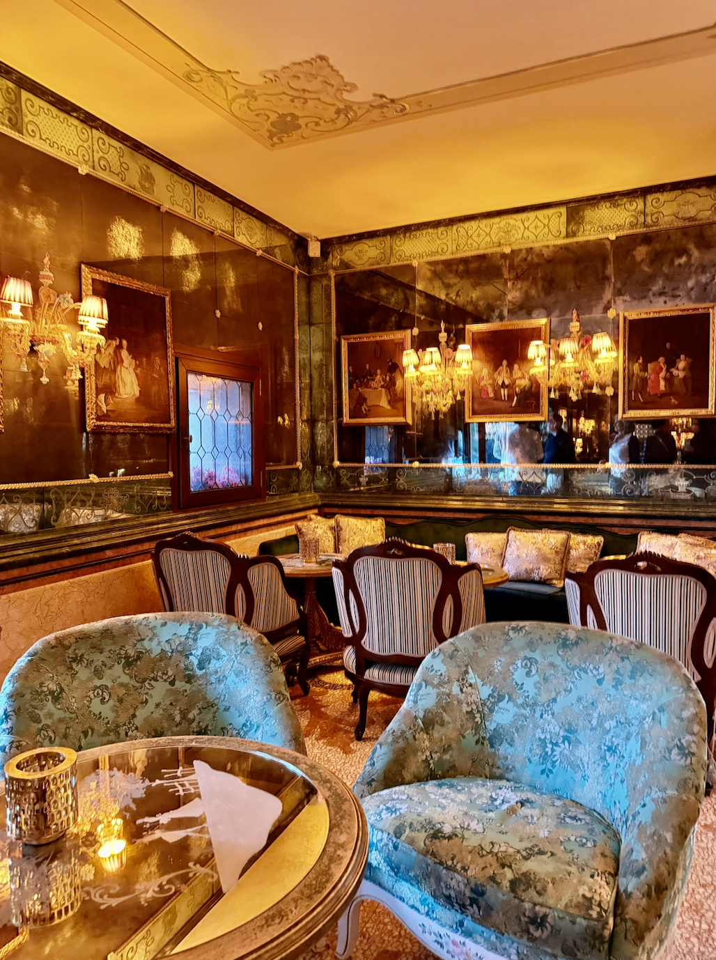 club de doges gritti palace bar.png