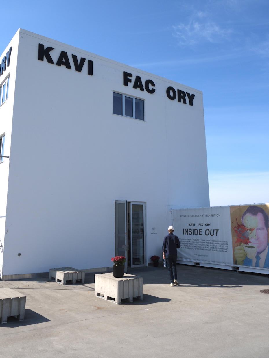 kaviarfactory-contemporary-art-gallery-henningsvaer