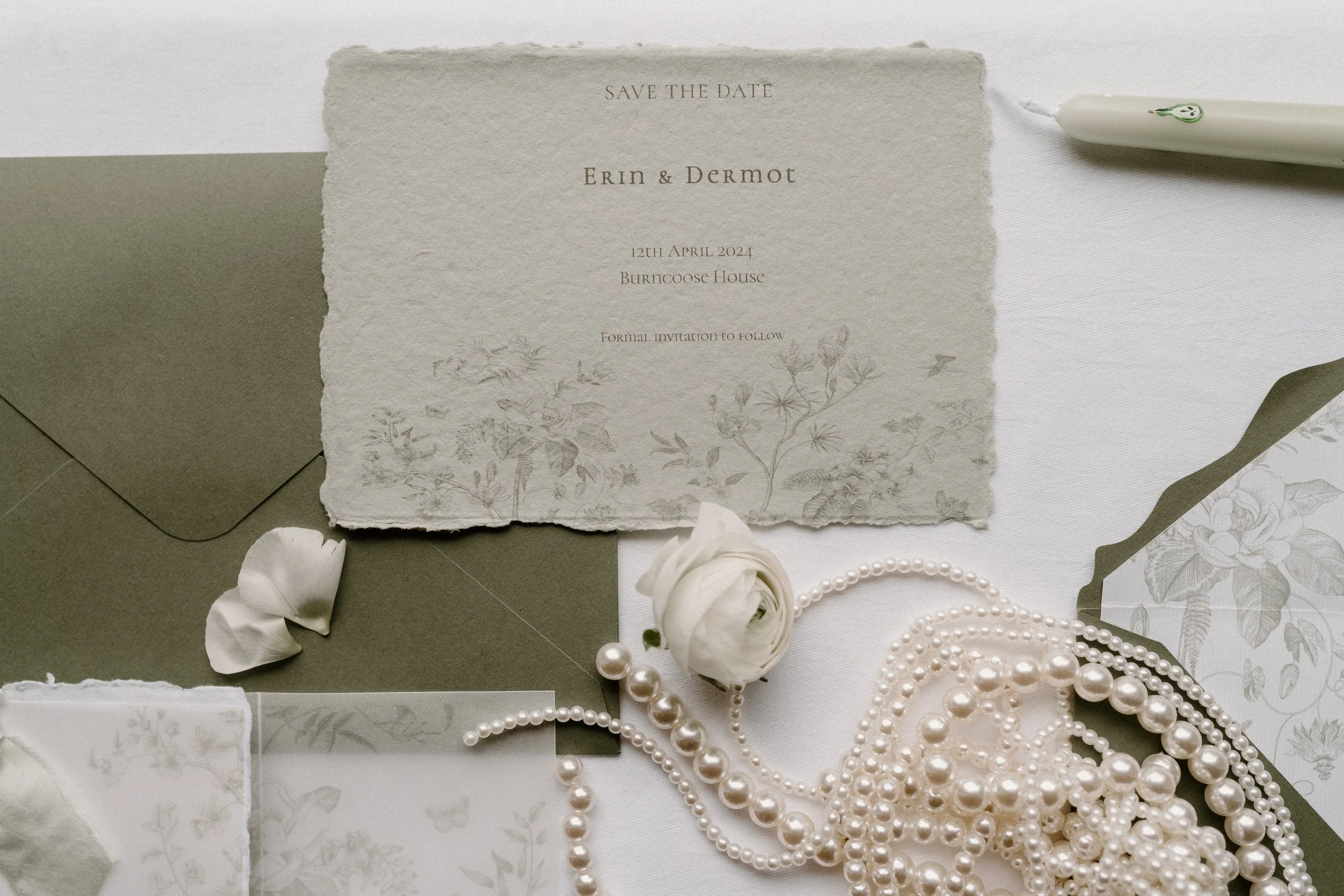 Floral Wedding Stationery: Soft Vintage Blooms