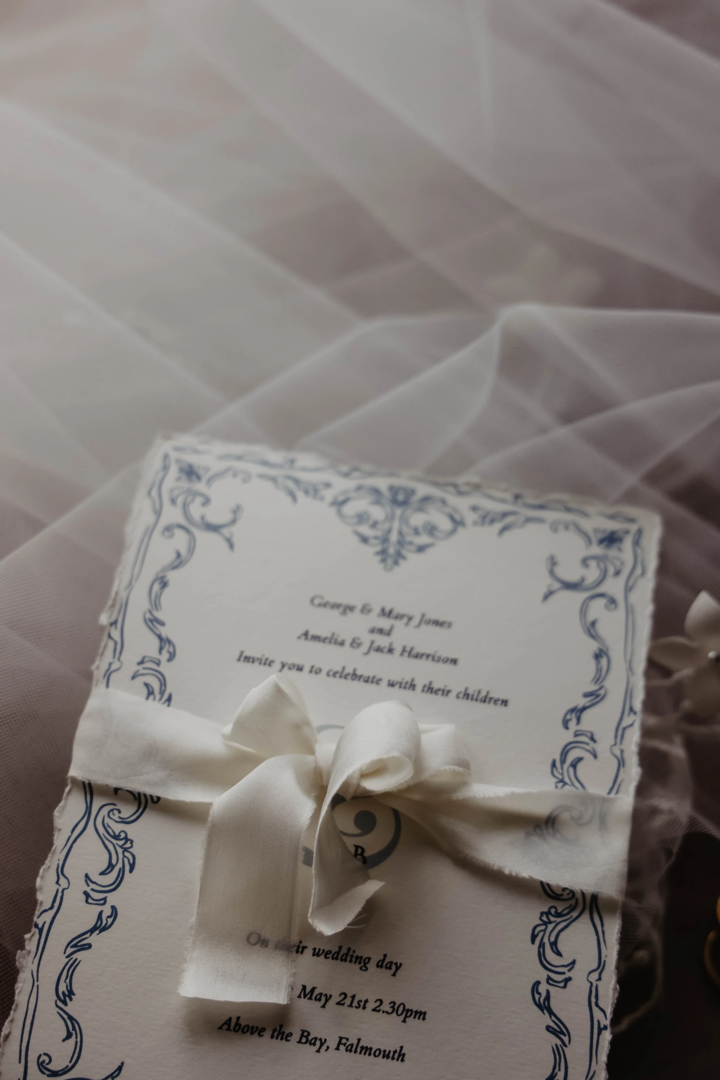 Fine-art-wedding-invitation-suite-for cornwall-wedding.jpg