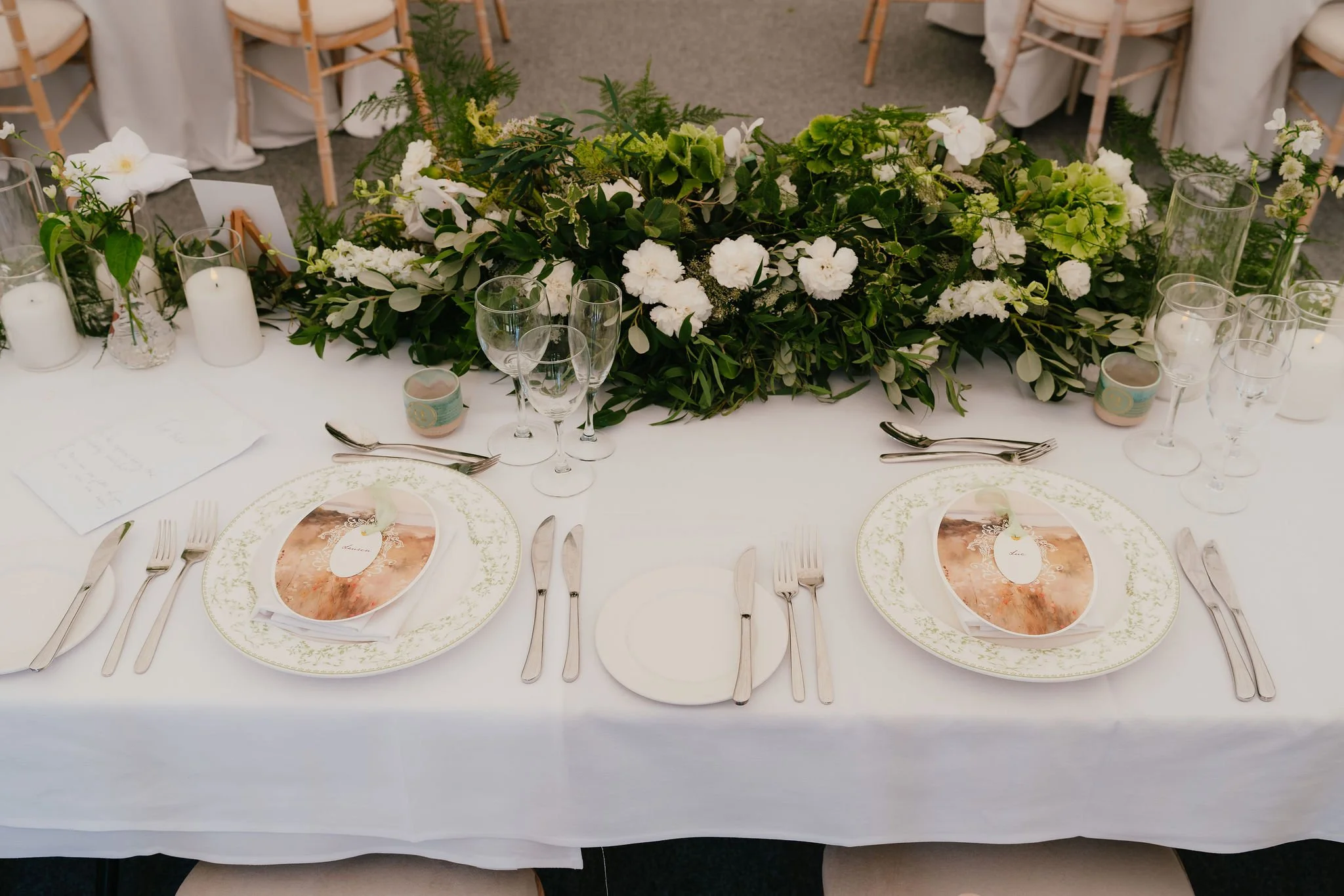 Wedding-reception-menus-place-cards.jpg