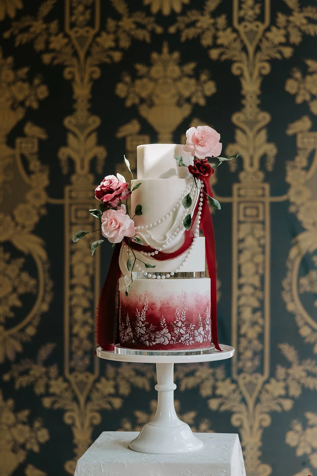 Cake: natalies cakes and bakes