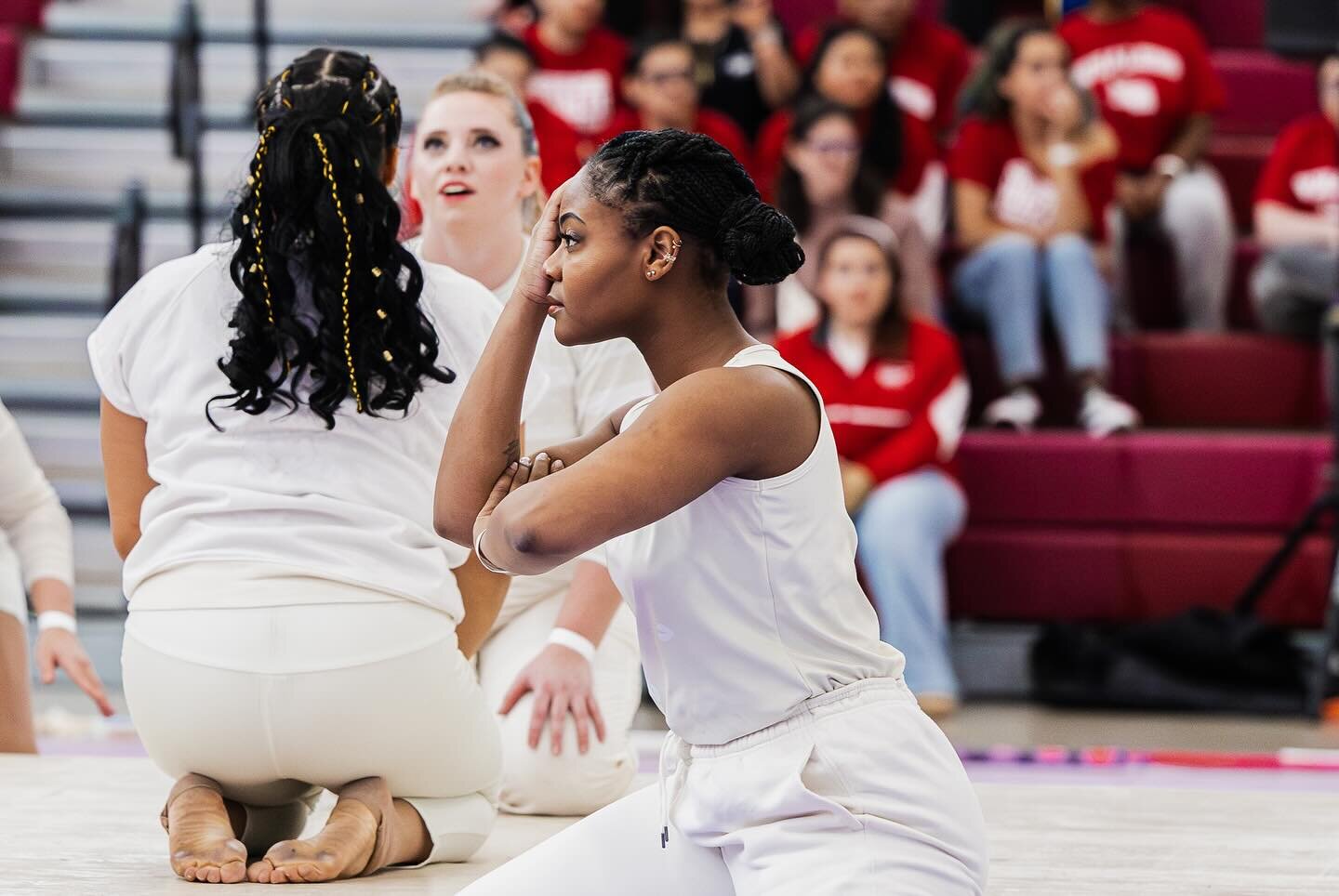 WGI Salem: ✅

Thank you for being amazing hosts, @blessedsac! 💜💙🧡

📸 : @marissagag &amp; @juliacardillo 
⚛️
#WGI #wgi2024 #MAIN #MidAtlanticIndoorNetwork #MAINGuards #newjersey #eastcoast #independentworld #colorguard #winterguard #dci #dca #flag