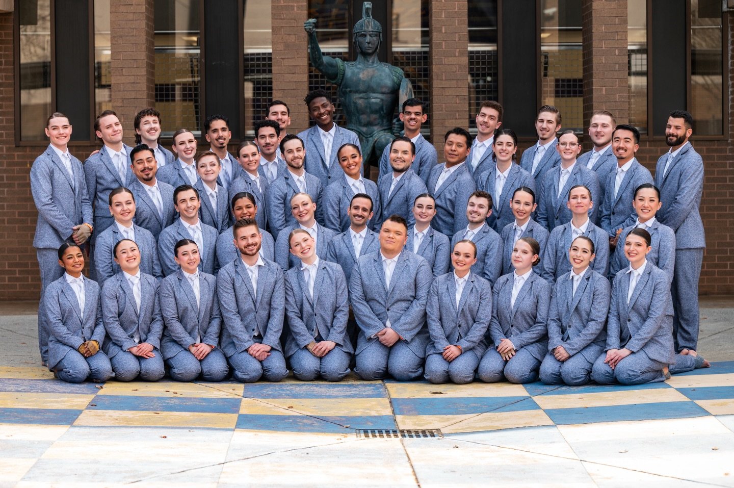 𝙰 𝙻𝙸𝙵𝙴 𝙸𝙽 𝚃𝙷𝙴 𝙳𝙰𝚈
-
𝔽𝕌𝕊𝕀𝕆ℕ 𝕎𝕀ℕ𝕋𝔼ℝ 𝔾𝕌𝔸ℝ𝔻 𝟚𝟘𝟚𝟞
-
📸:&nbsp;@mrjackhopey
👔
#wgi2026&nbsp;#DPGPerforms&nbsp;#ColorGarb&nbsp;#DesignsByKing1988