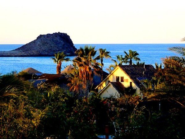 Beachfront rental El Nido Cabo Pulmo Mexico