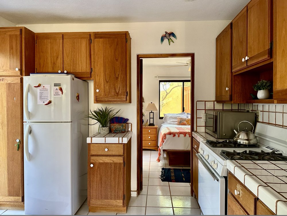 Baja-paradise-El-nido-kitchen.jpg