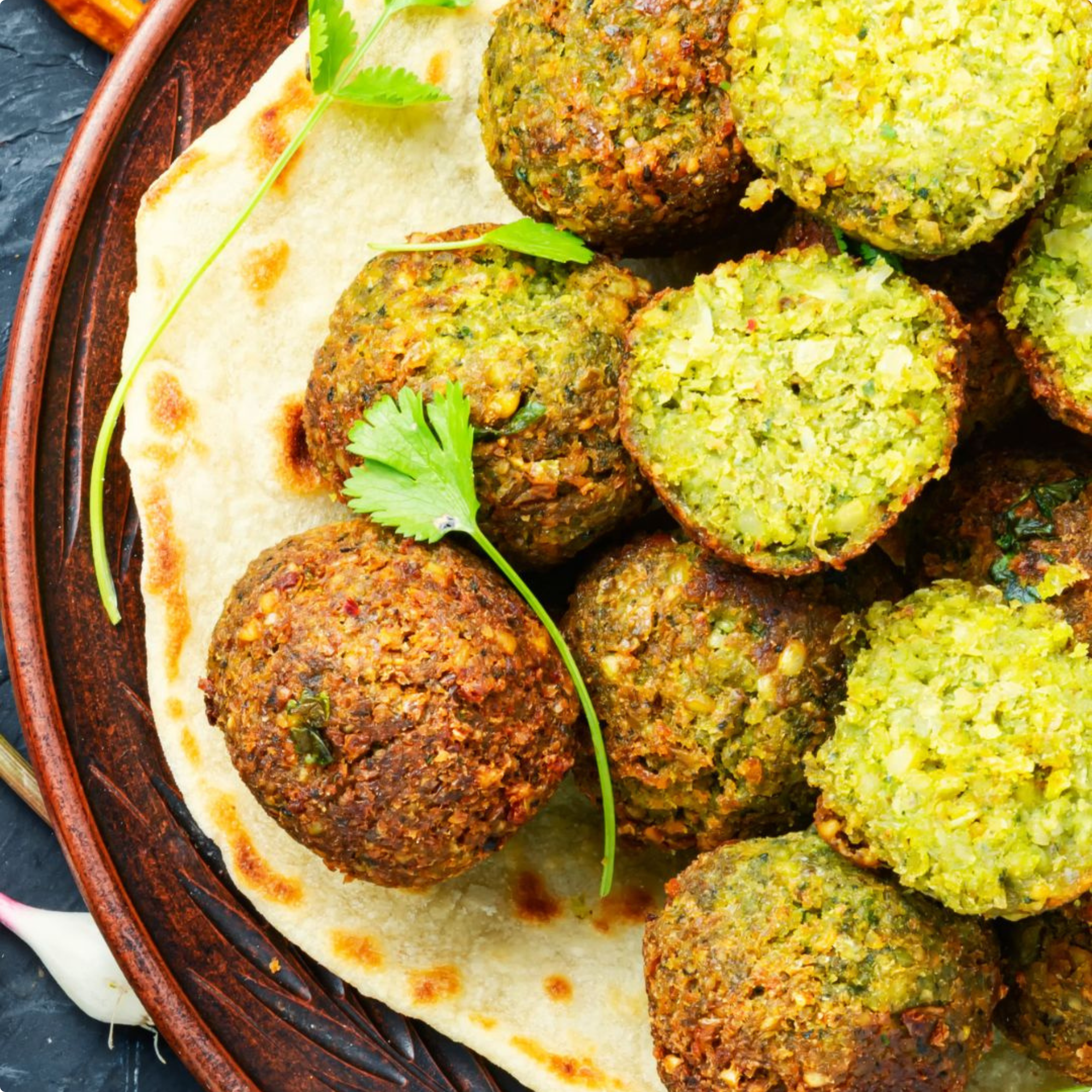 Falafels maison et poêlée de légumes rôtis 