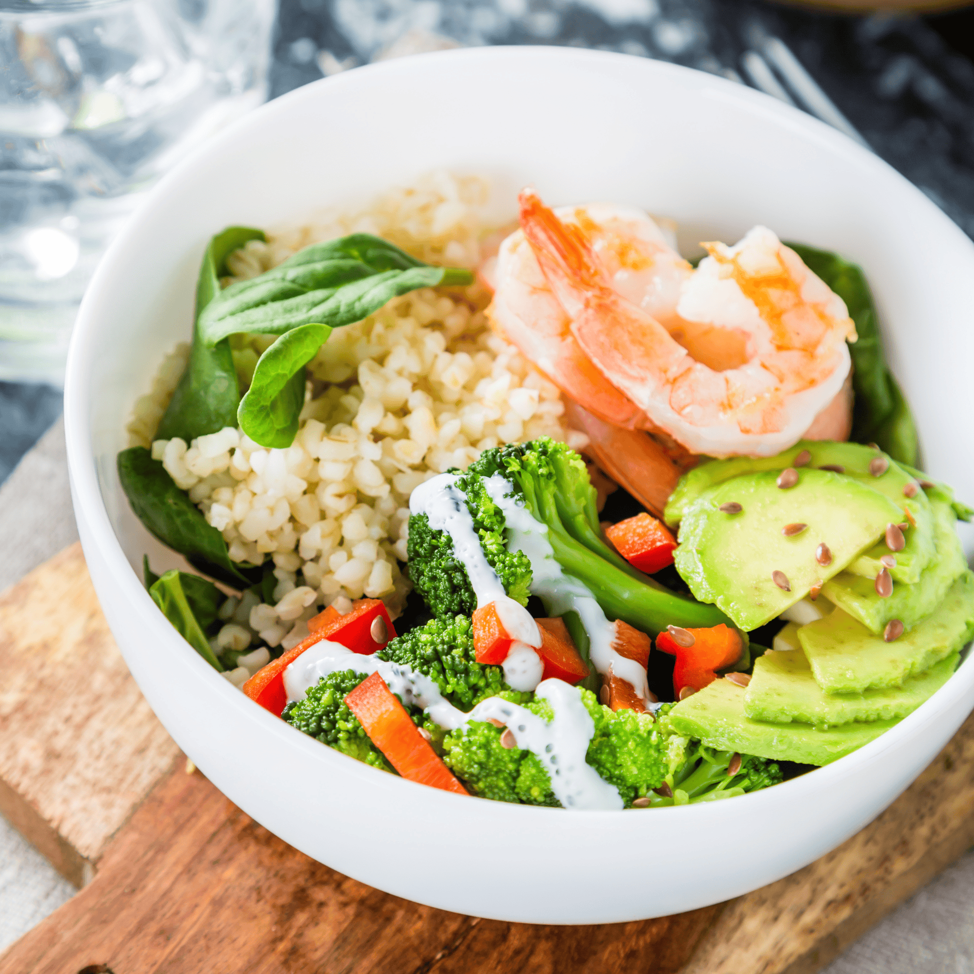 Bowl crevettes brocolis et avocat