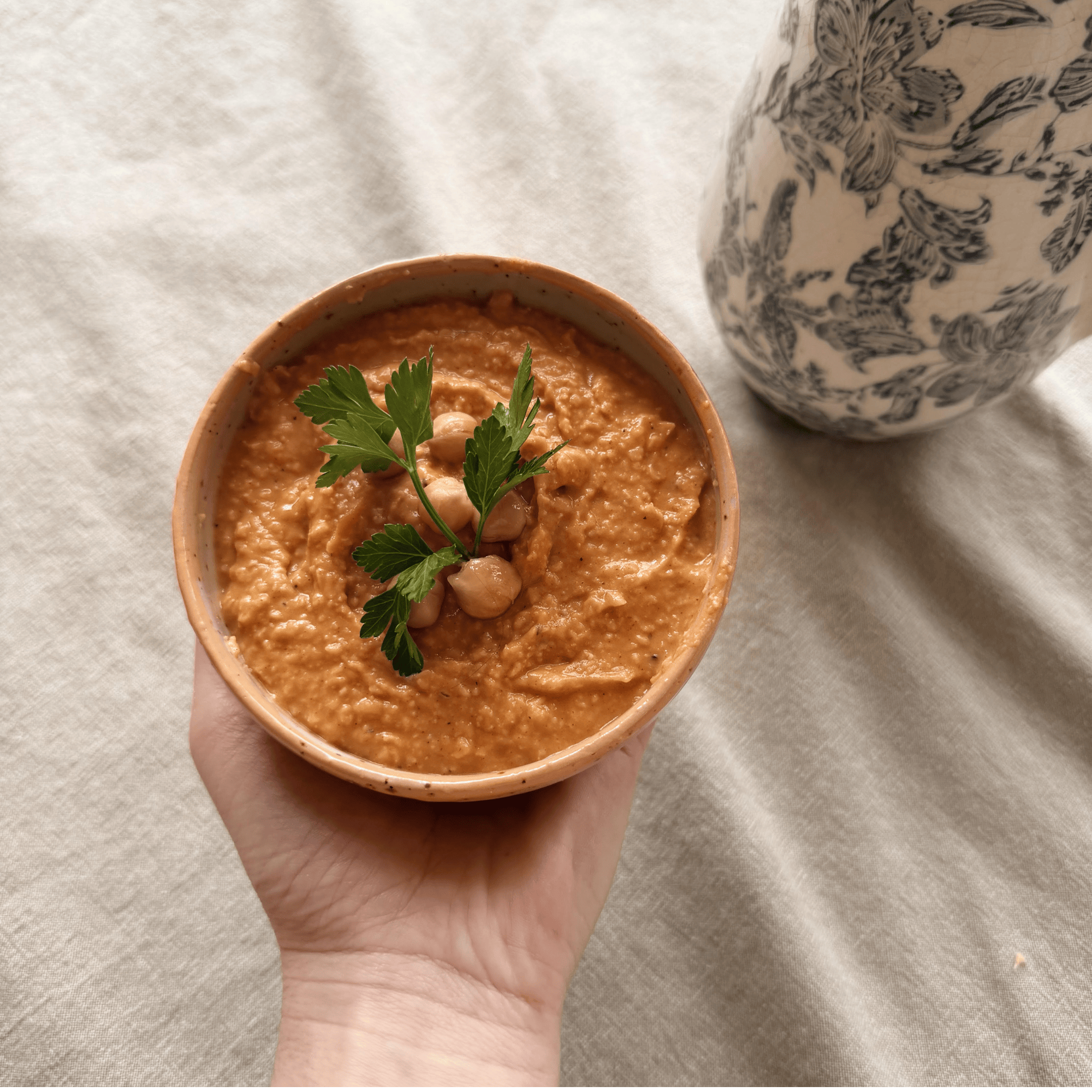 MON houmous - Pas celui de ta grand-mère libanaise hein 