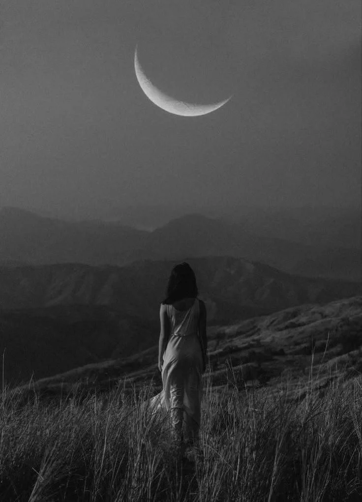 The Fluidity of Rest: Recharging like the Moon