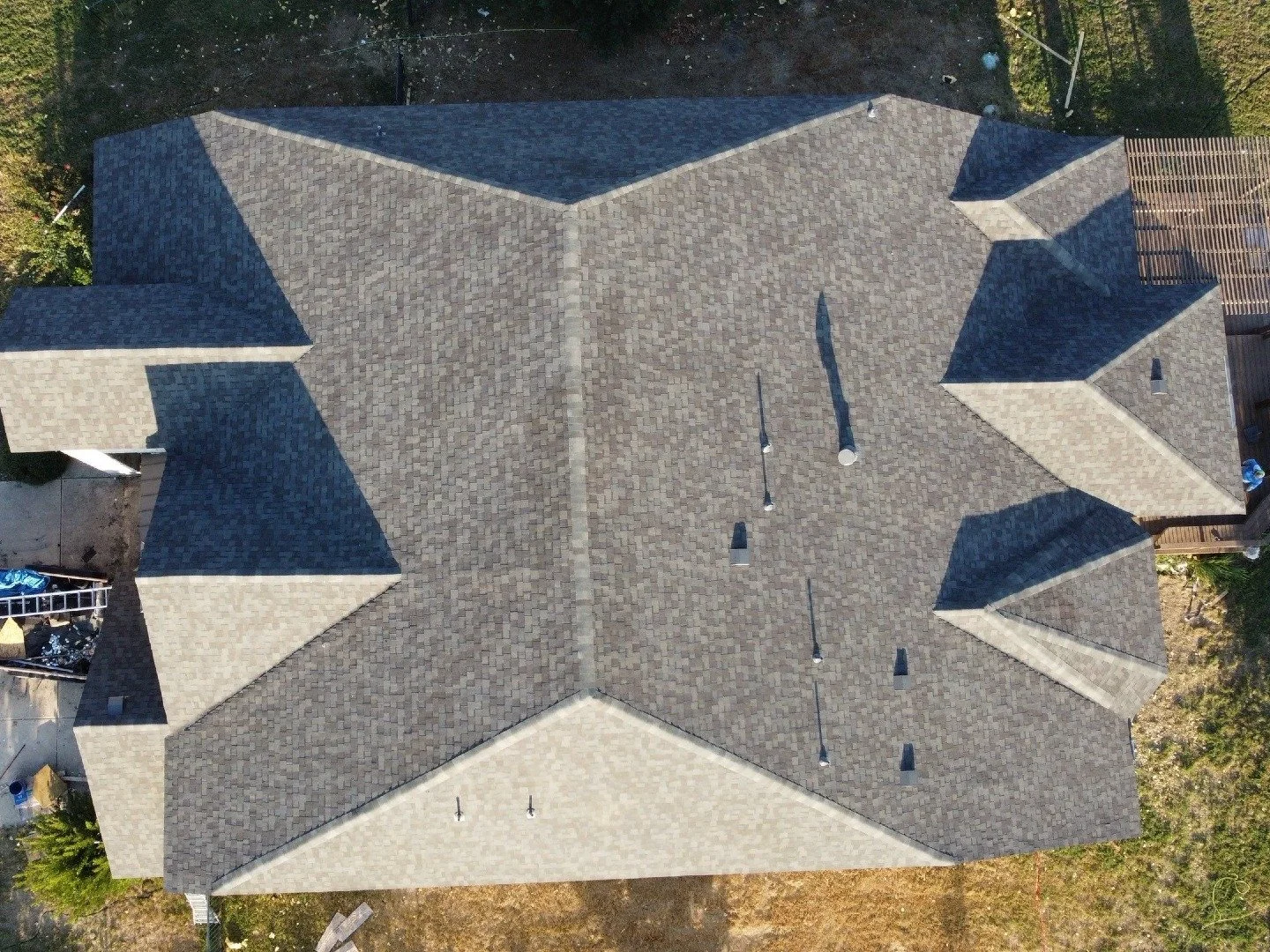 Thinking about replacing your roof? 🏠🔨

A new roof is a big investment, and like any project, it comes with pros and cons:

✅ Pros of Roof Replacement:
 &bull; Peace of Mind: No more worrying about leaks or storm damage.
 &bull; Energy Efficiency: 