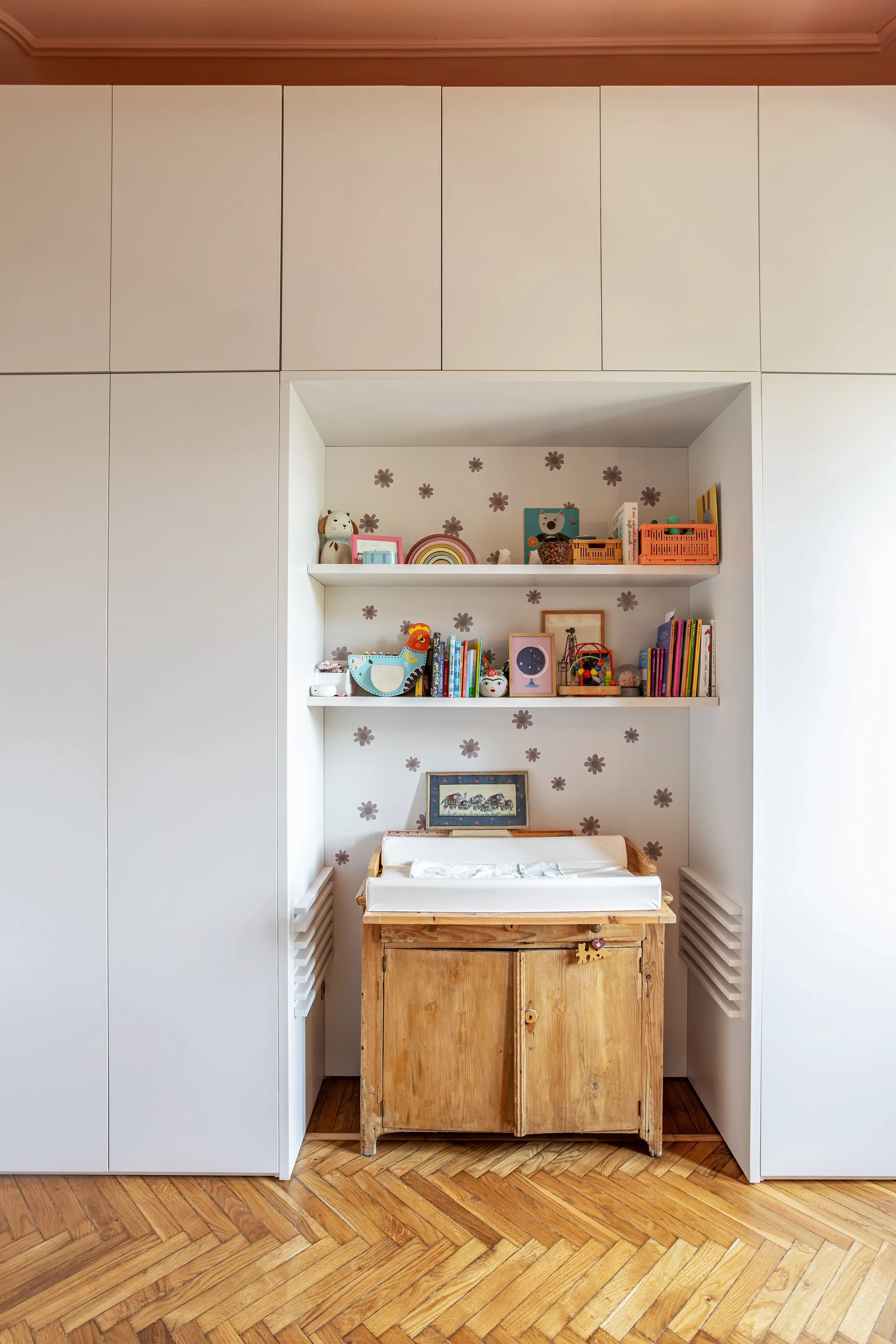 oimini-design-kids-room-built-in-wardrobe-niche-05.jpg