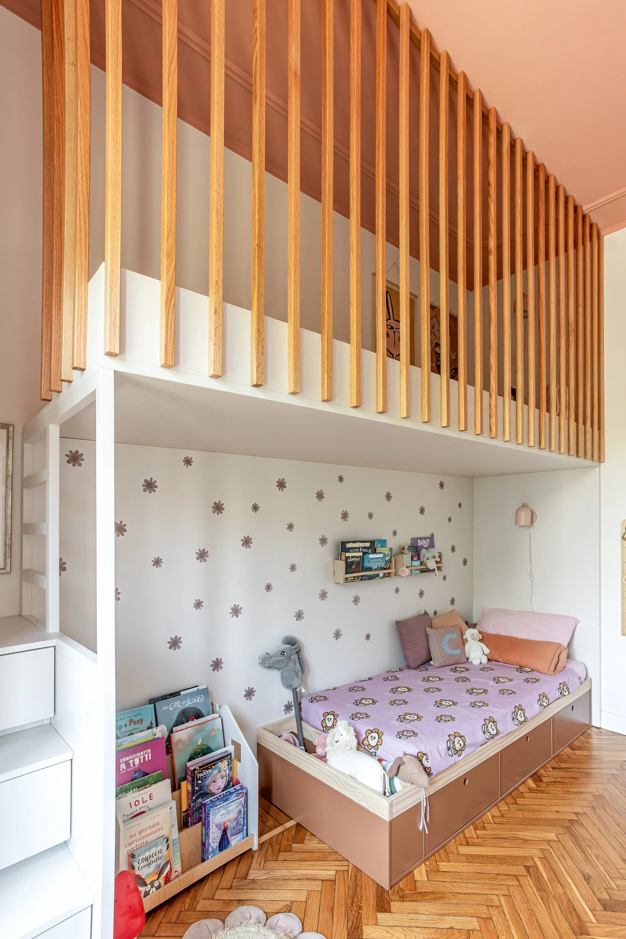 oimini-design-kids-room-loft-bed-storage-03.jpg