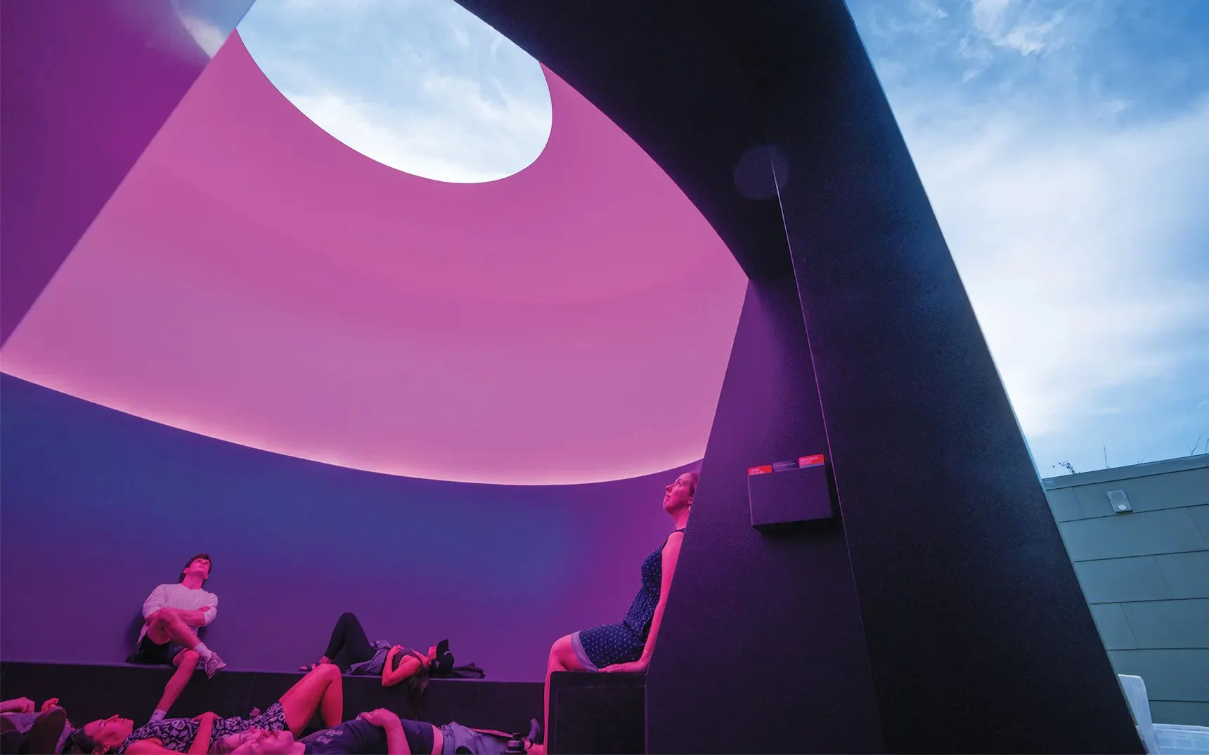 Site as Medium: Revealing the Latent Qualities of Place