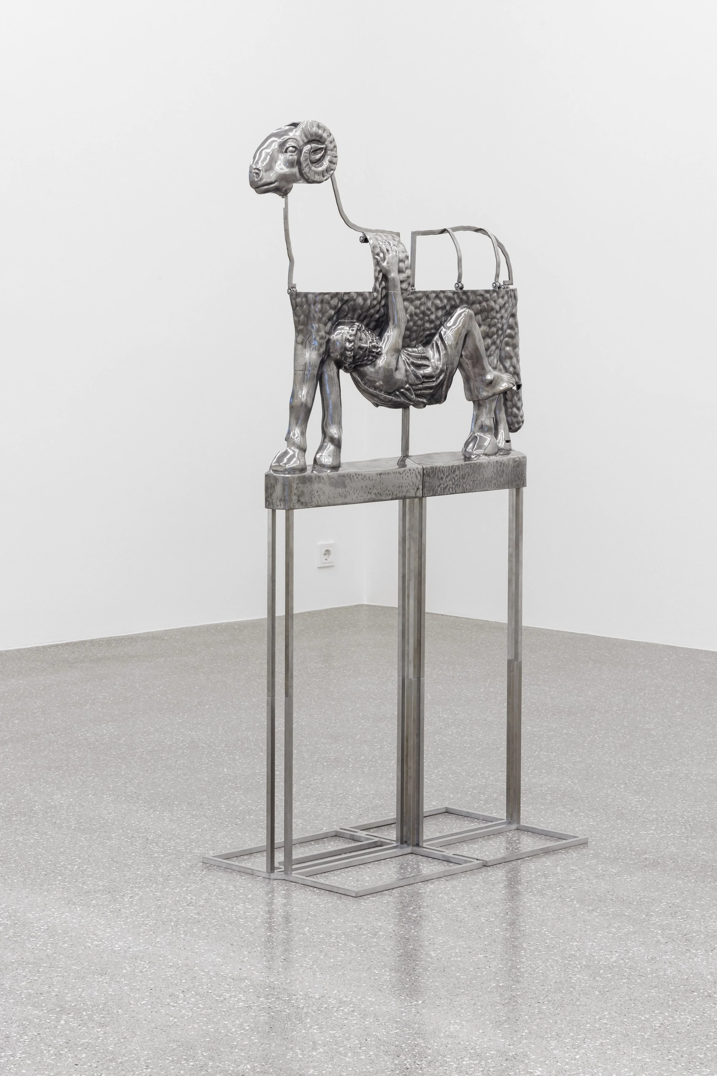 GalerieBrugger--OliverLaric-Foto©MarkusTretter_22.jpg