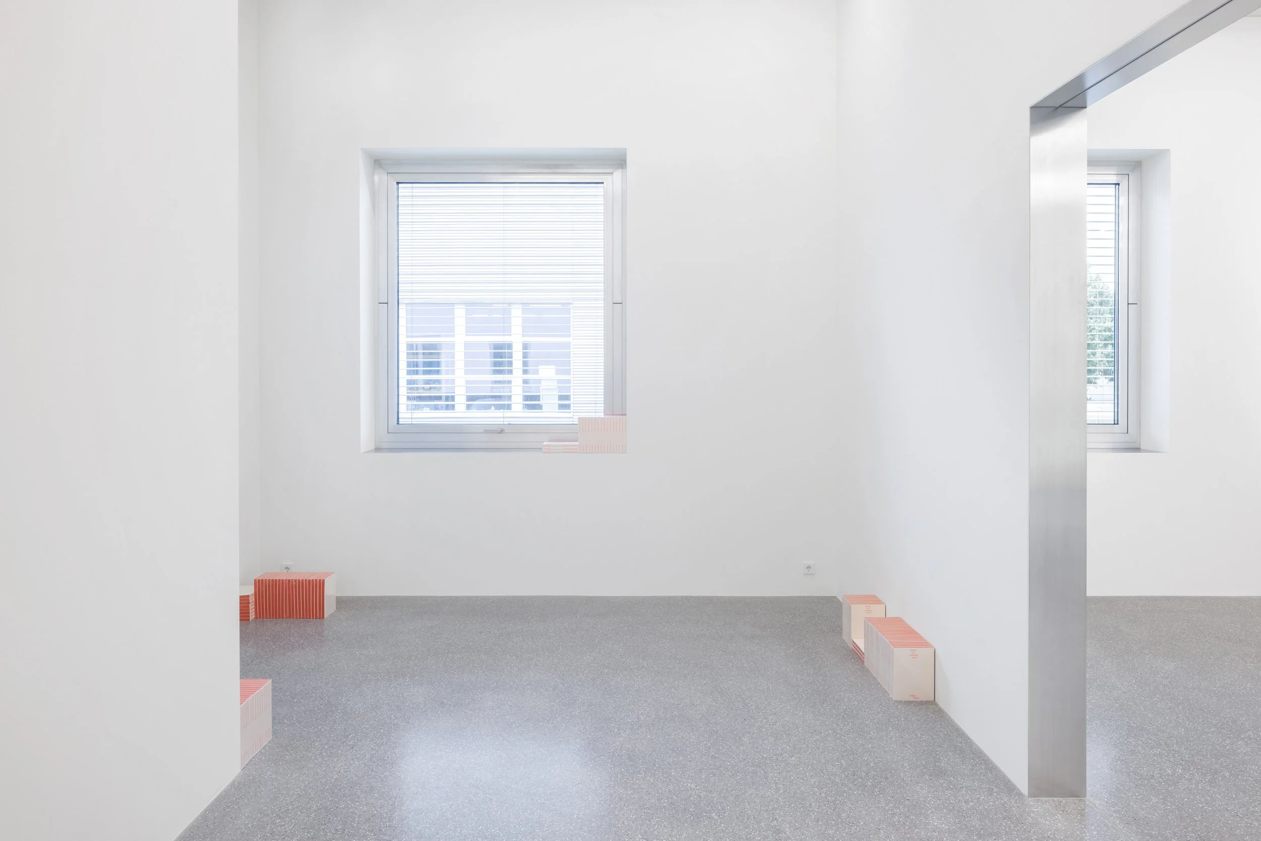 2026_Galerie Brugger_Lukas Thaler_Y3A9500_DIN A4_Markus Tretter.jpg