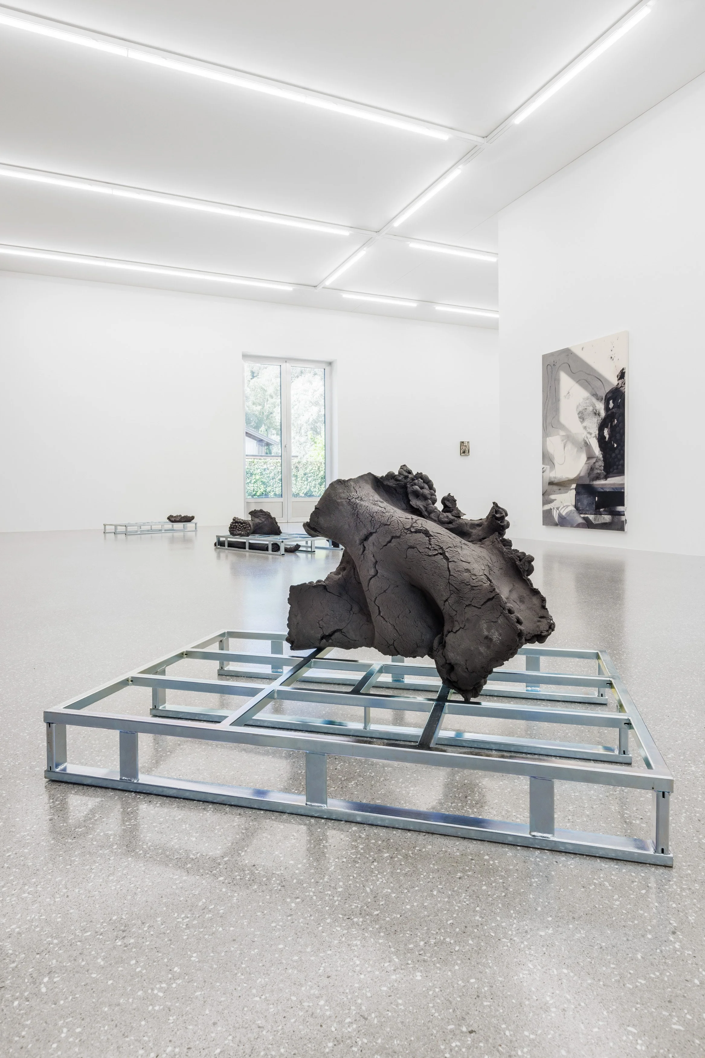 2026_Peles-Duo_Galerie-Brugger_Der-Kopf-ist-Rund_Y3A7391.jpg