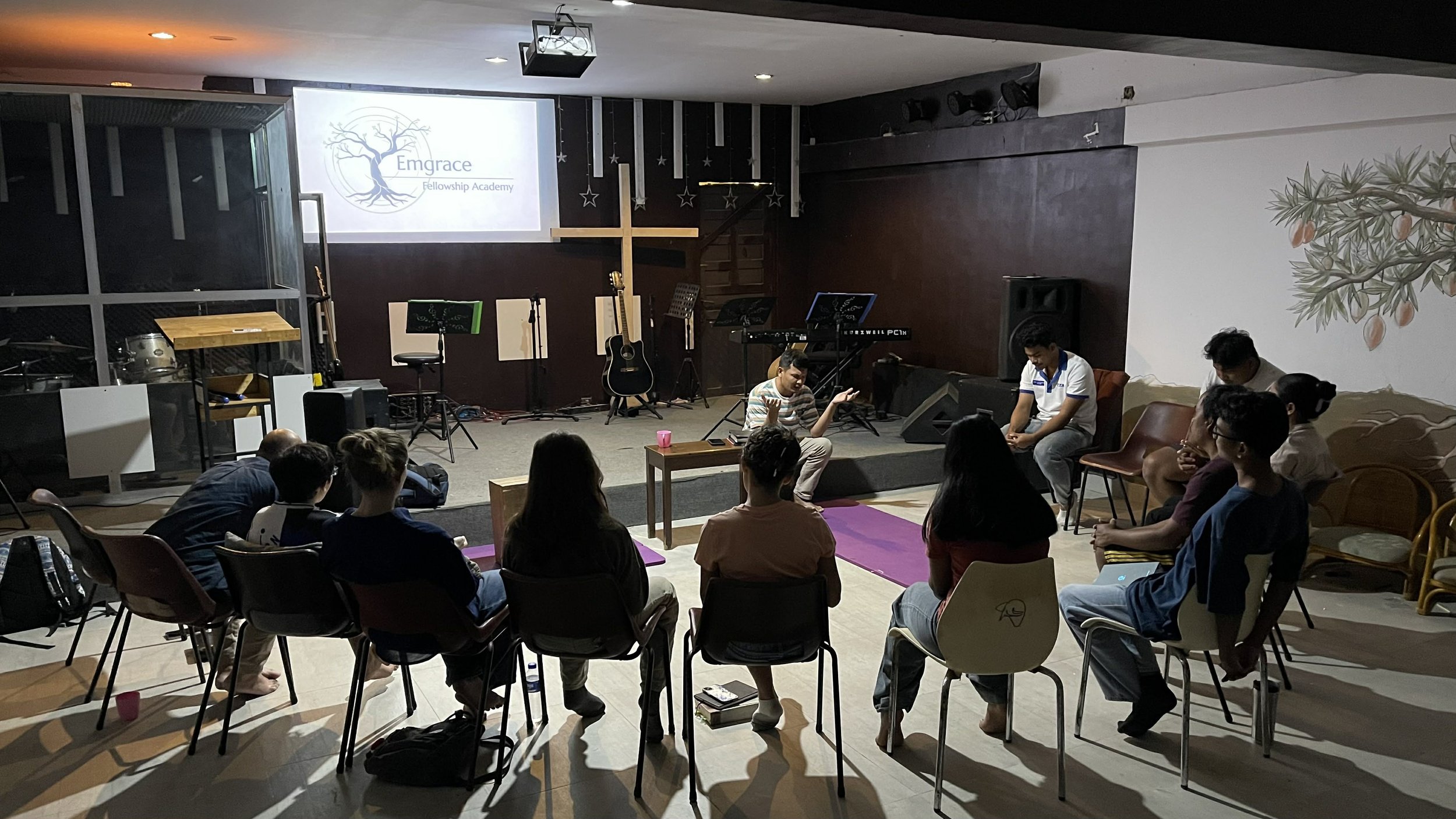 Denne skolen er født i bønn!