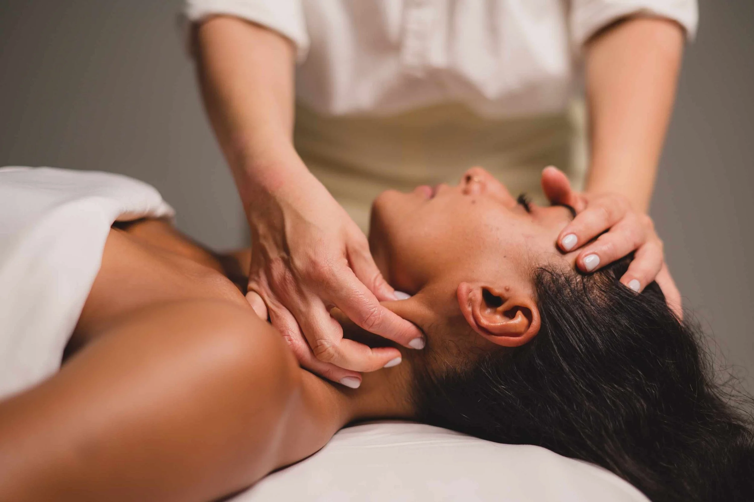 Face sculpting & toning