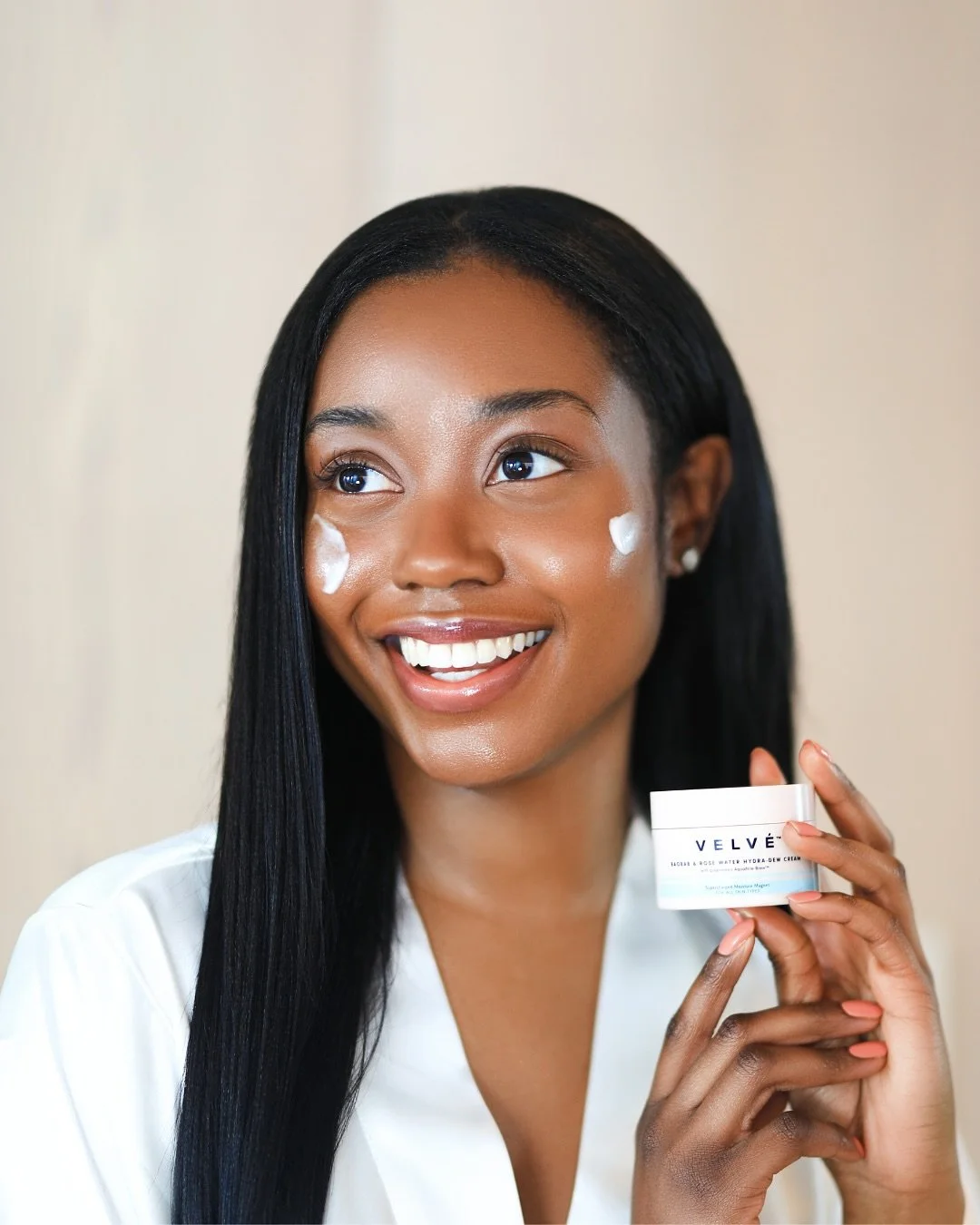 In honor of National Clean Beauty Day, we&rsquo;re spotlighting our client @velve.skin 🌱

Velv&eacute; believes skincare should be as ambitious as thewomen who wear it. Rooted in the timeless wisdom of African botanicals and elevated by cutting-edge