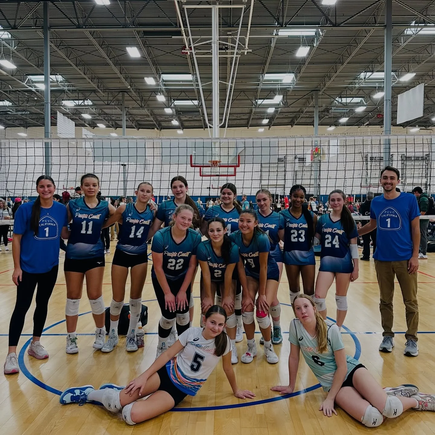 Congrats to 15 Nalu for finishing 3rd at their SCSN tournament today! Way to ball out and finish strong today girls!

#pacificcoastvolleyballclub #pcvc