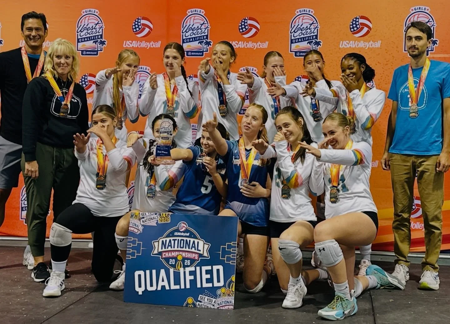 SECOND + OPEN BIDDED FOR GJNC🥈🎟️

Congrats 15 Nalu for securing their OPEN bid to nationals and securing some hardware while they&rsquo;re at it! So proud of you girls!

#pacificcoastvolleyballclub #pcvc