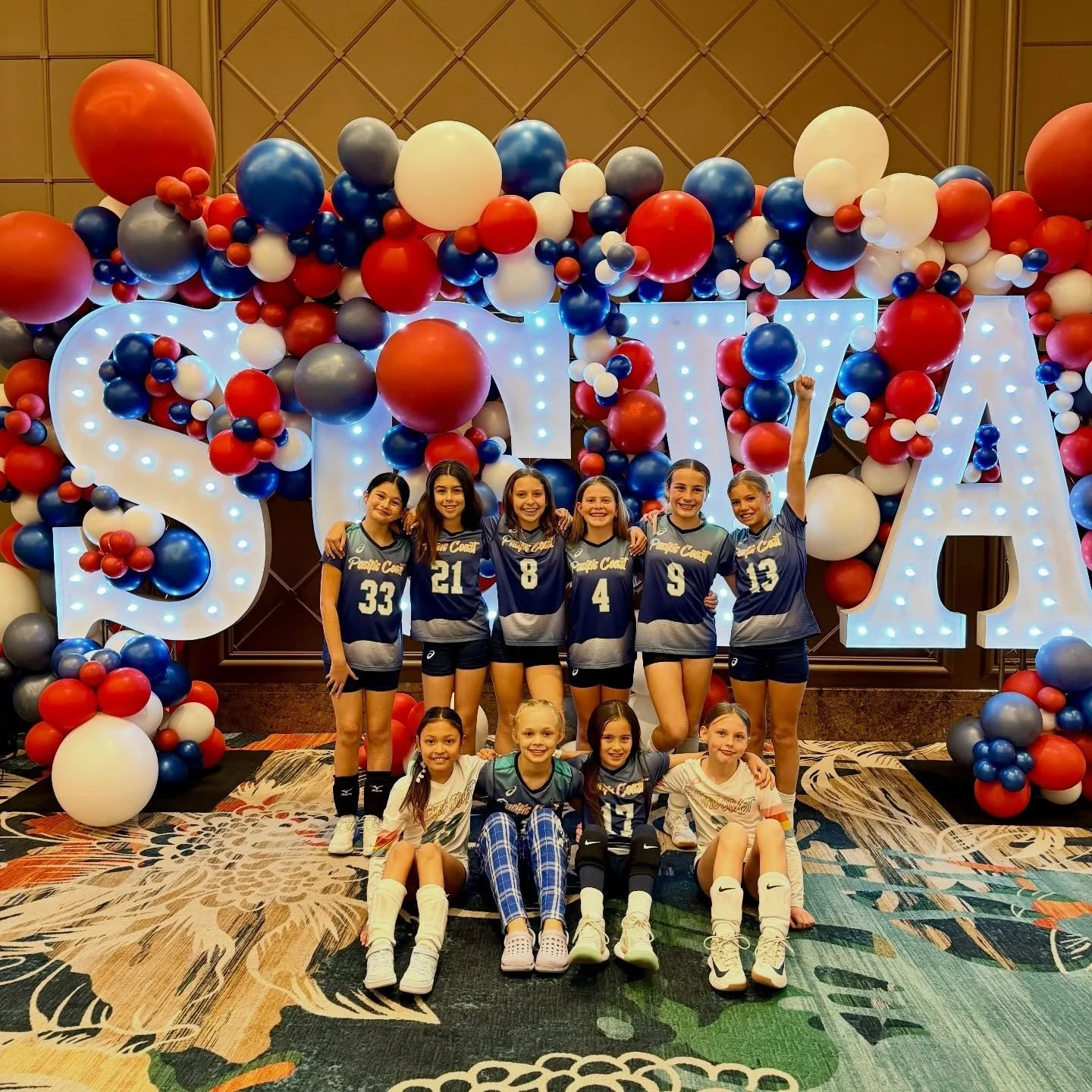 11 Nalu getting after it this weekend at Red Rock Rave! Let&rsquo;s go girls!

#pacificcoastvolleyballclub #pcvc