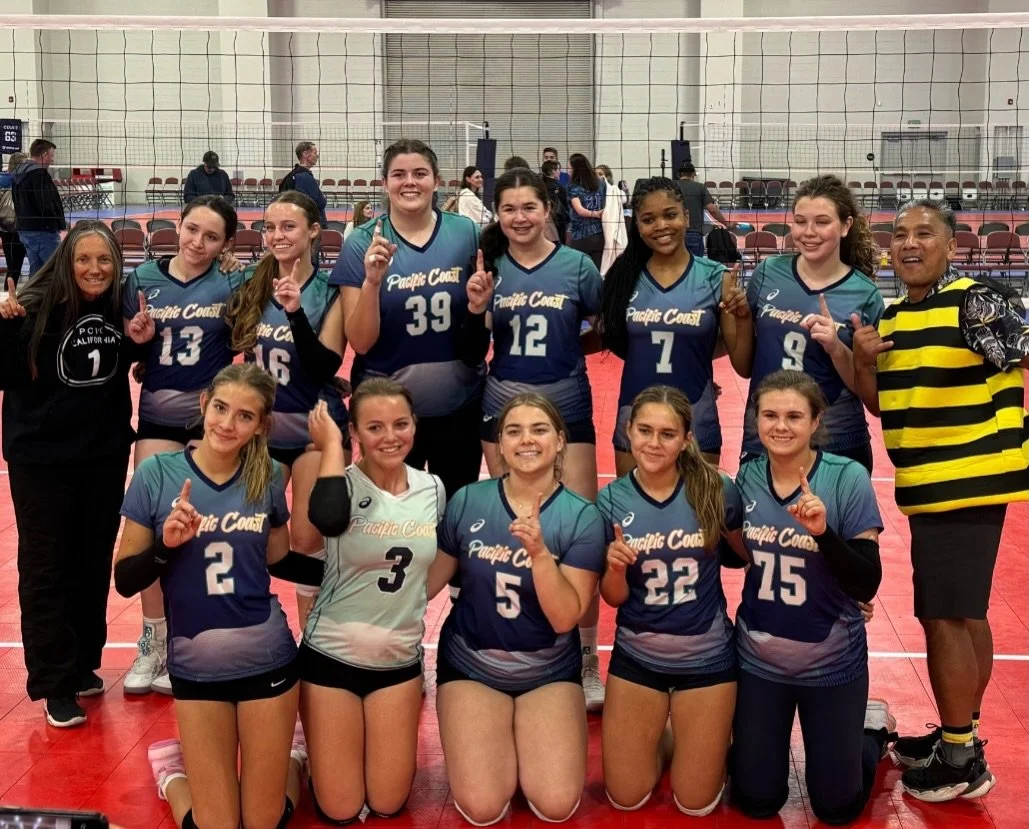 Shoutout 16 Nalu for going undefeated for Day 1 of SLC Qualifier! Onto the next!

#pacificcoastvolleyballclub #pcvc